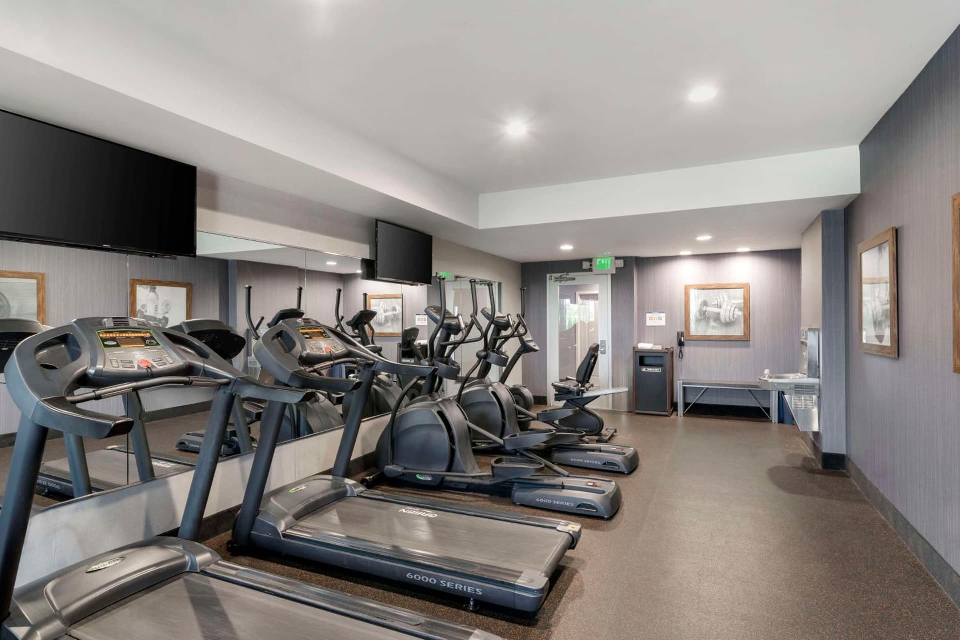 Best Western Plus Gardena-Los Angeles Inn & Suites