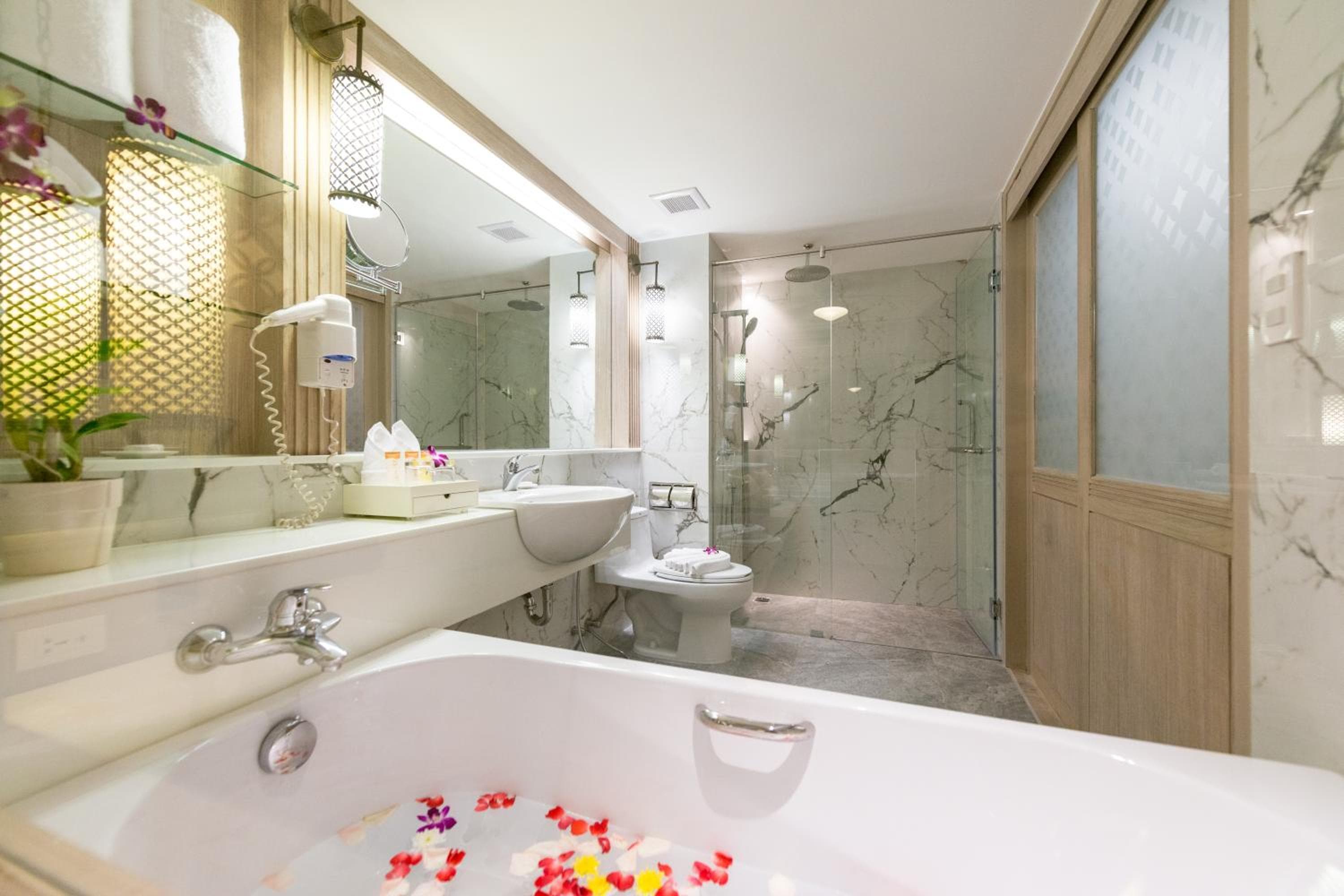 Katathani Phuket Beach Resort - SHA Extra Plus