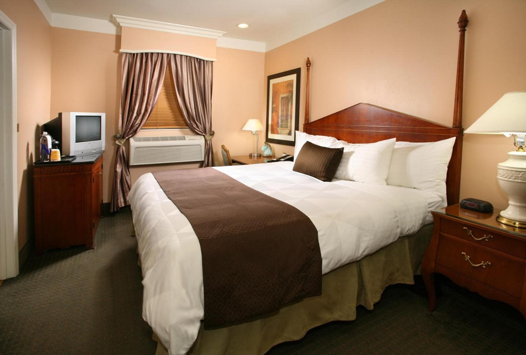 Brand Plaza Hotel