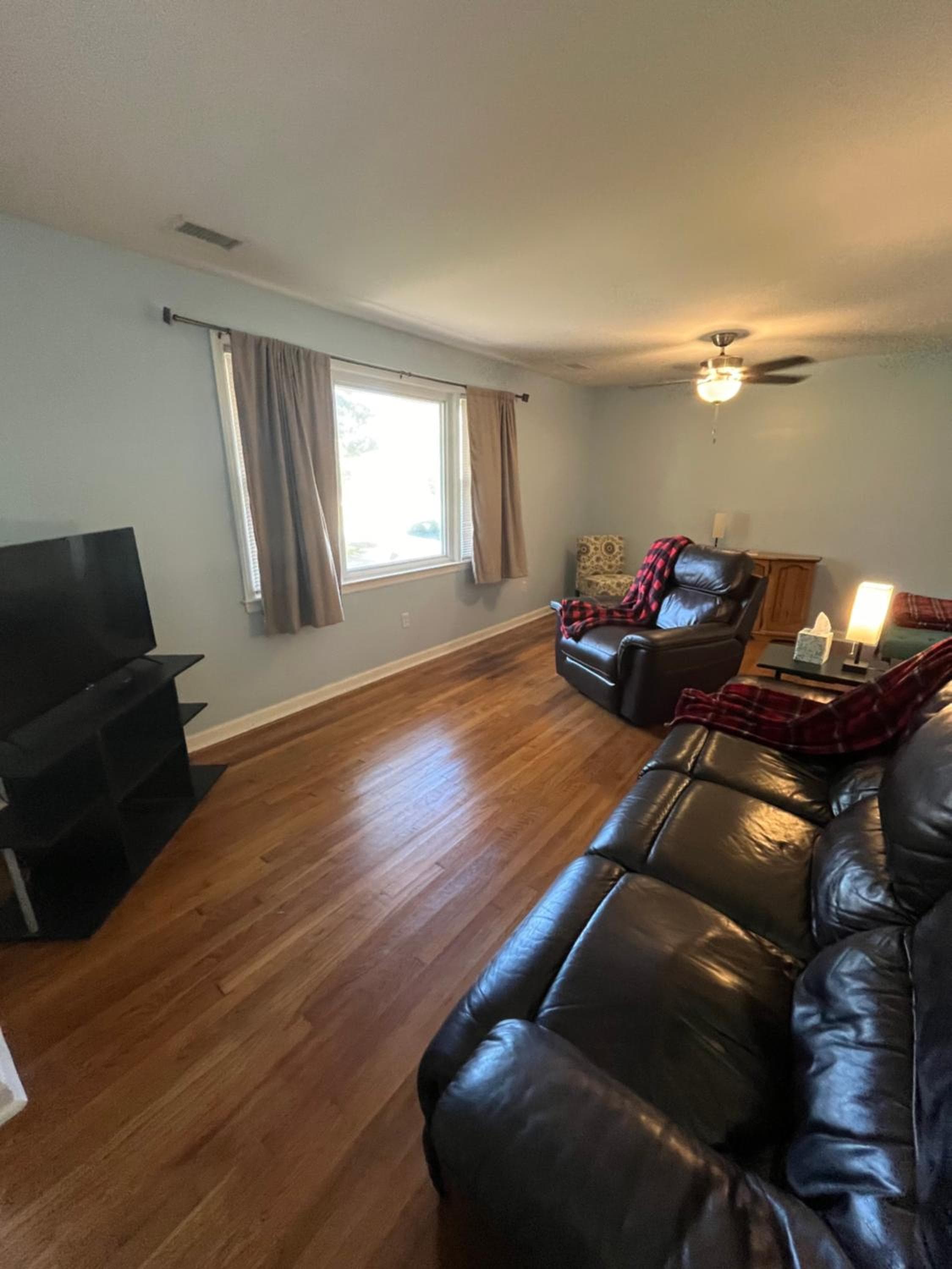 Quiet 3BR Getaway in Charleston