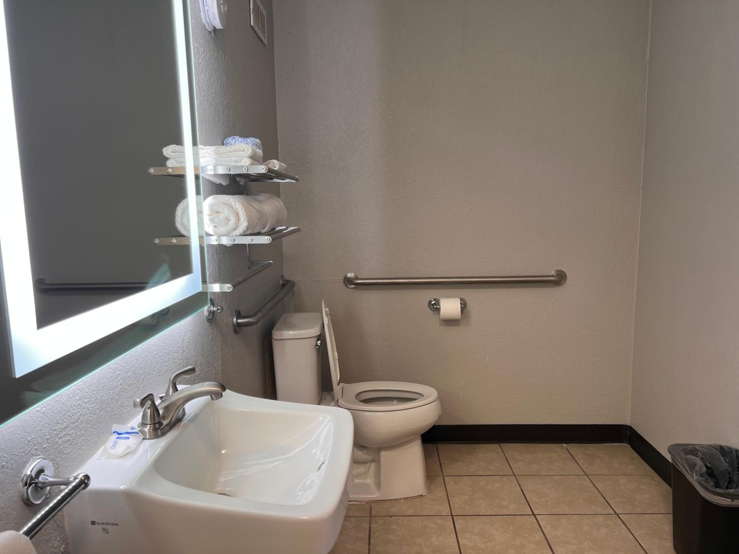Rodeway Inn Orange Park - Jacksonville near Naval Air Station