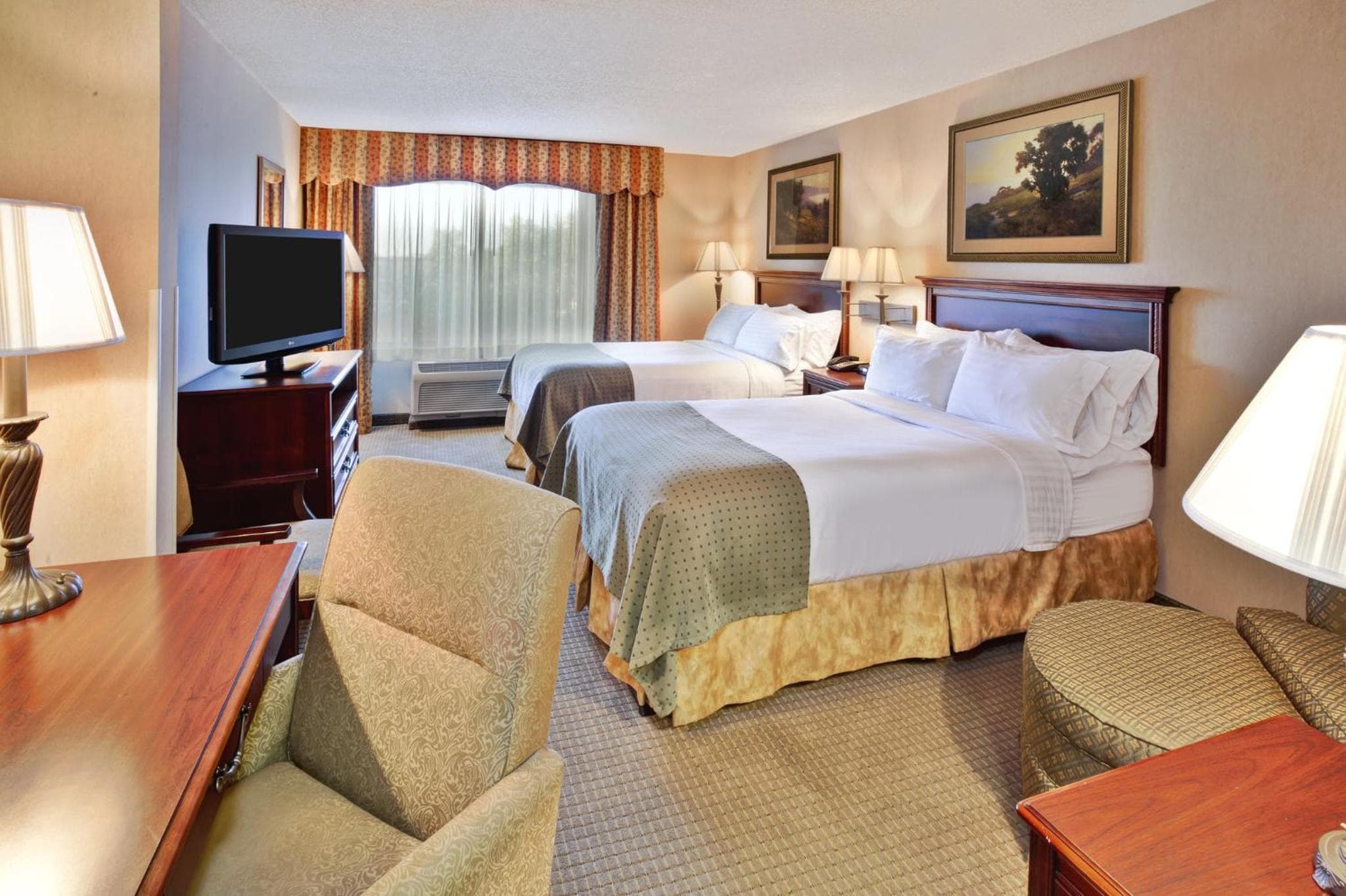 Holiday Inn Hotel & Suites Ann Arbor University of Michigan Area by IHG