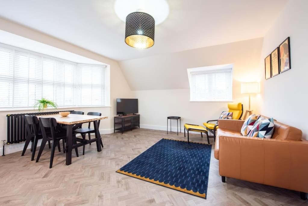 Space Apartments - The Royal Apartments at Dovercourt