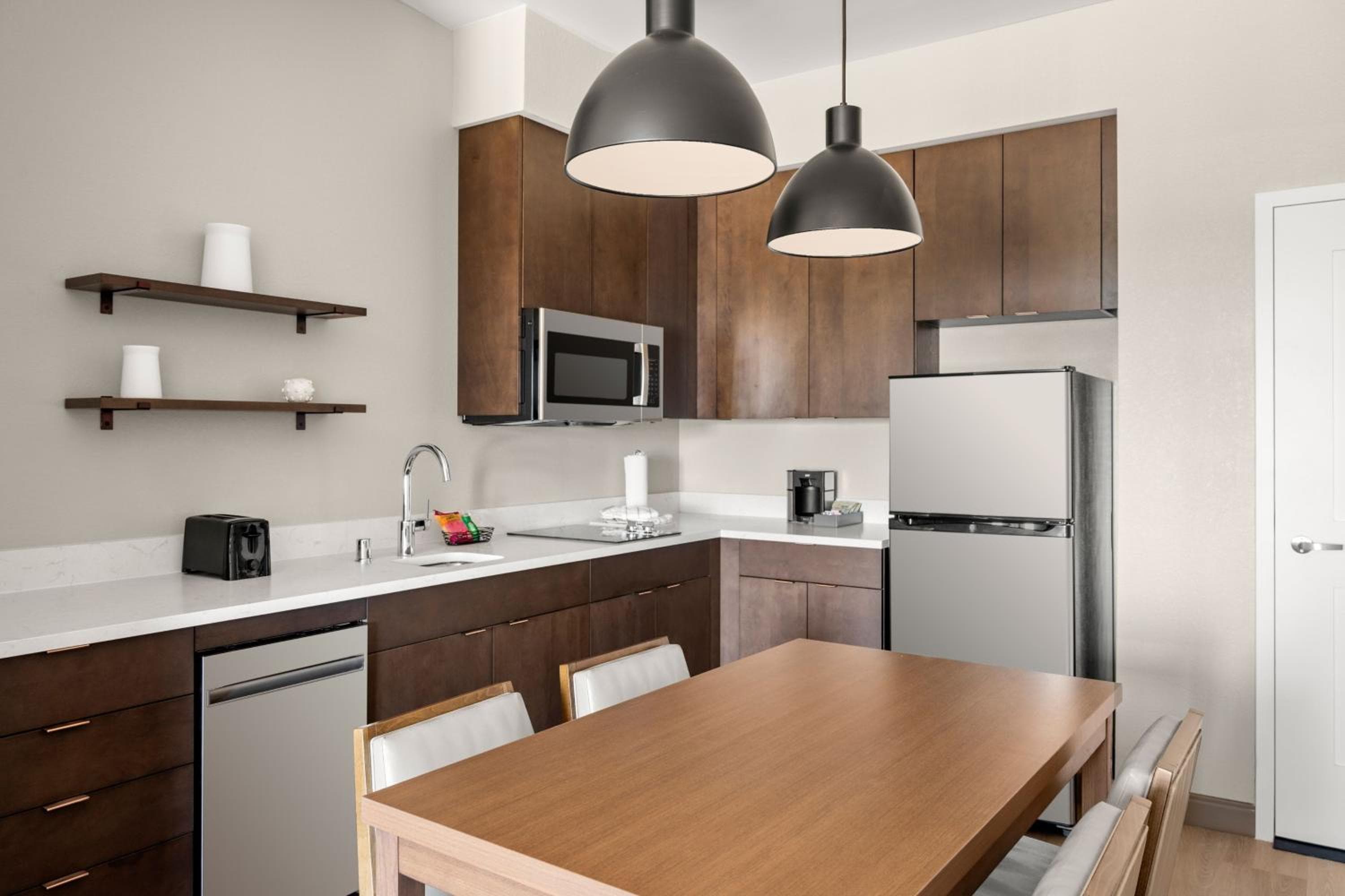 Residence Inn by Marriott Milwaukee Brookfield at Poplar Creek