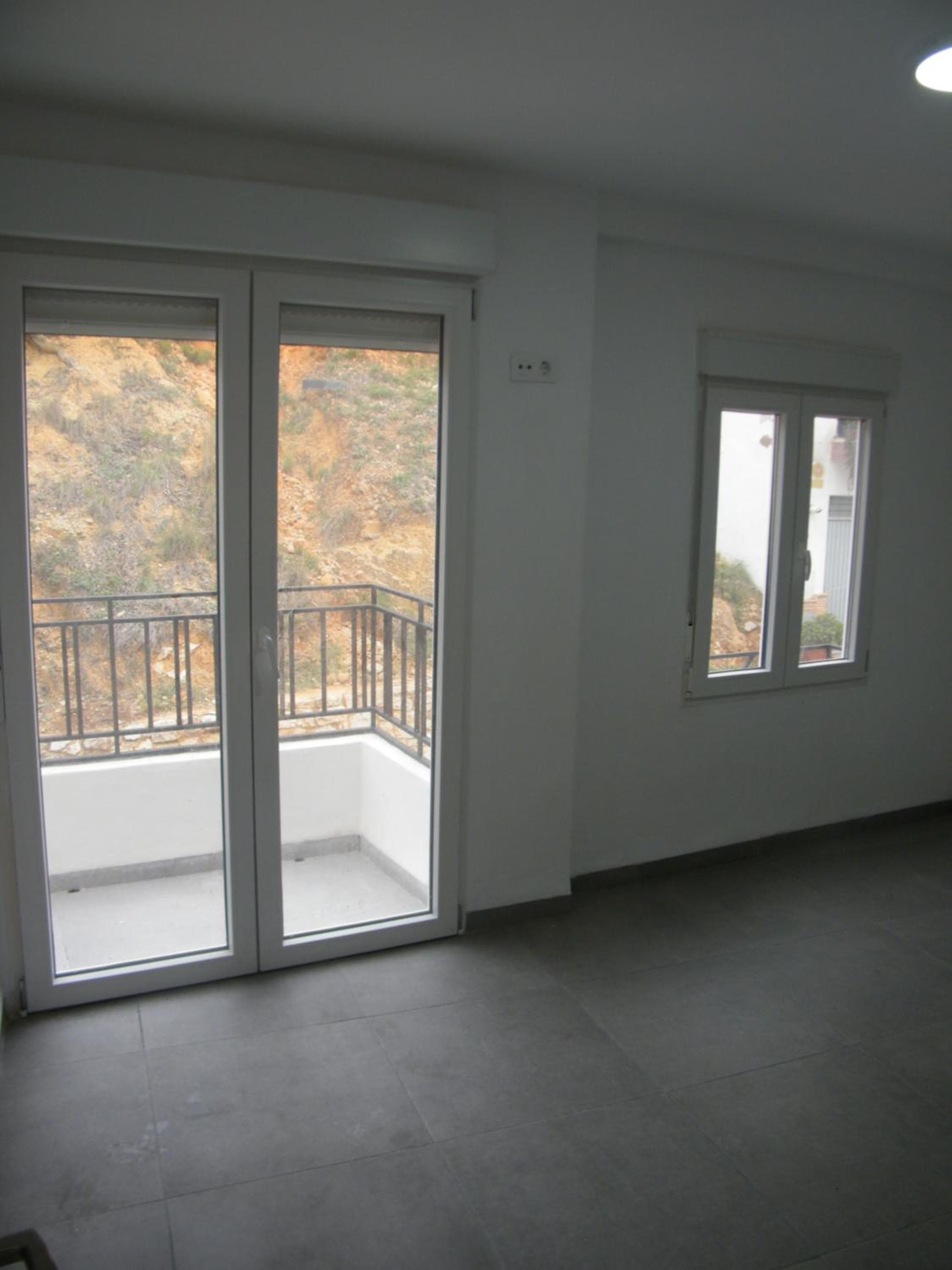Nueva Casa Calinera 2025 Buñol centro Todas las Comodidades Full Amenities