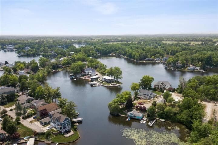 All Sports Lake House on Lake Orion!