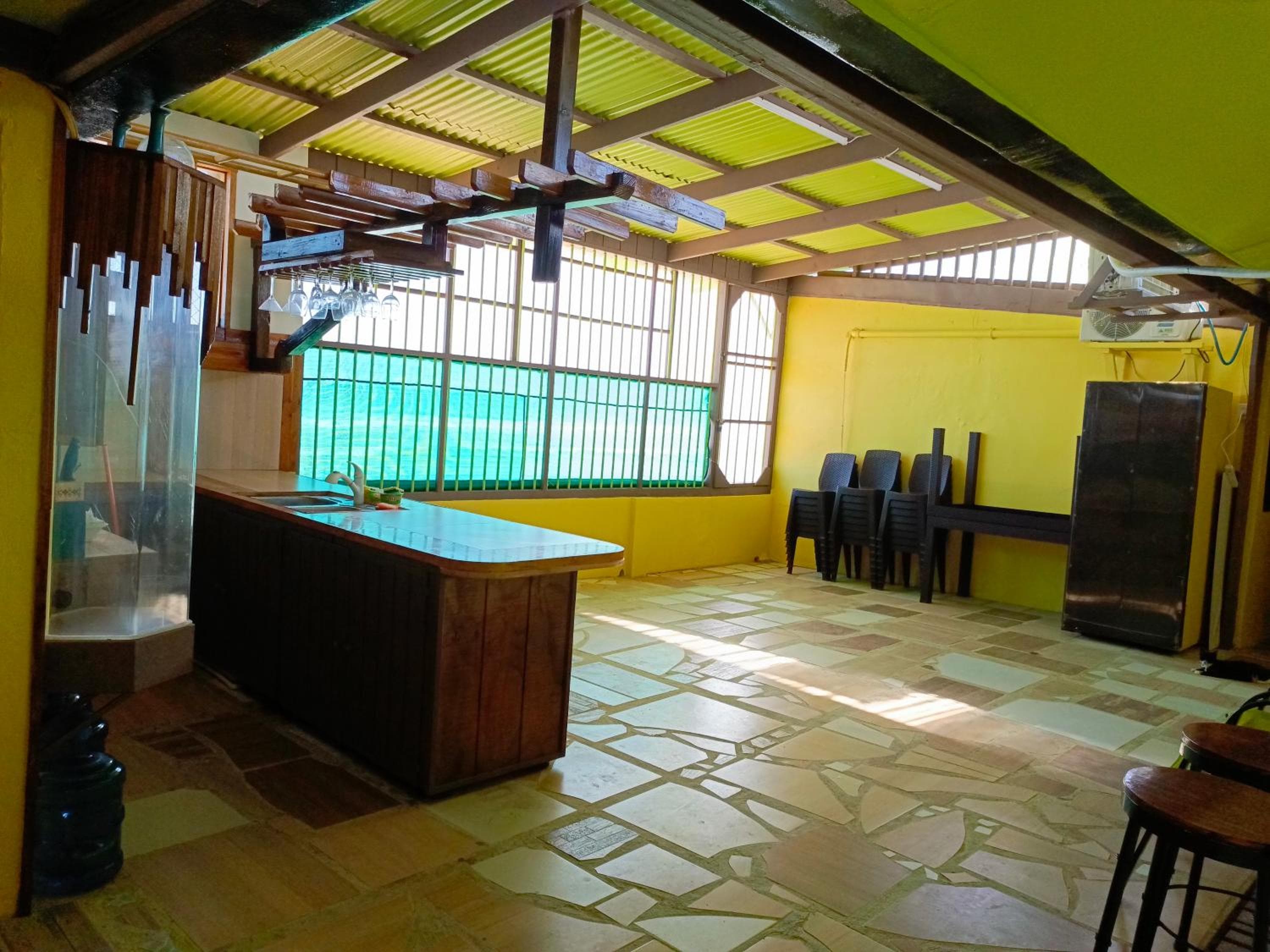 Majuro Sea breeze Suites