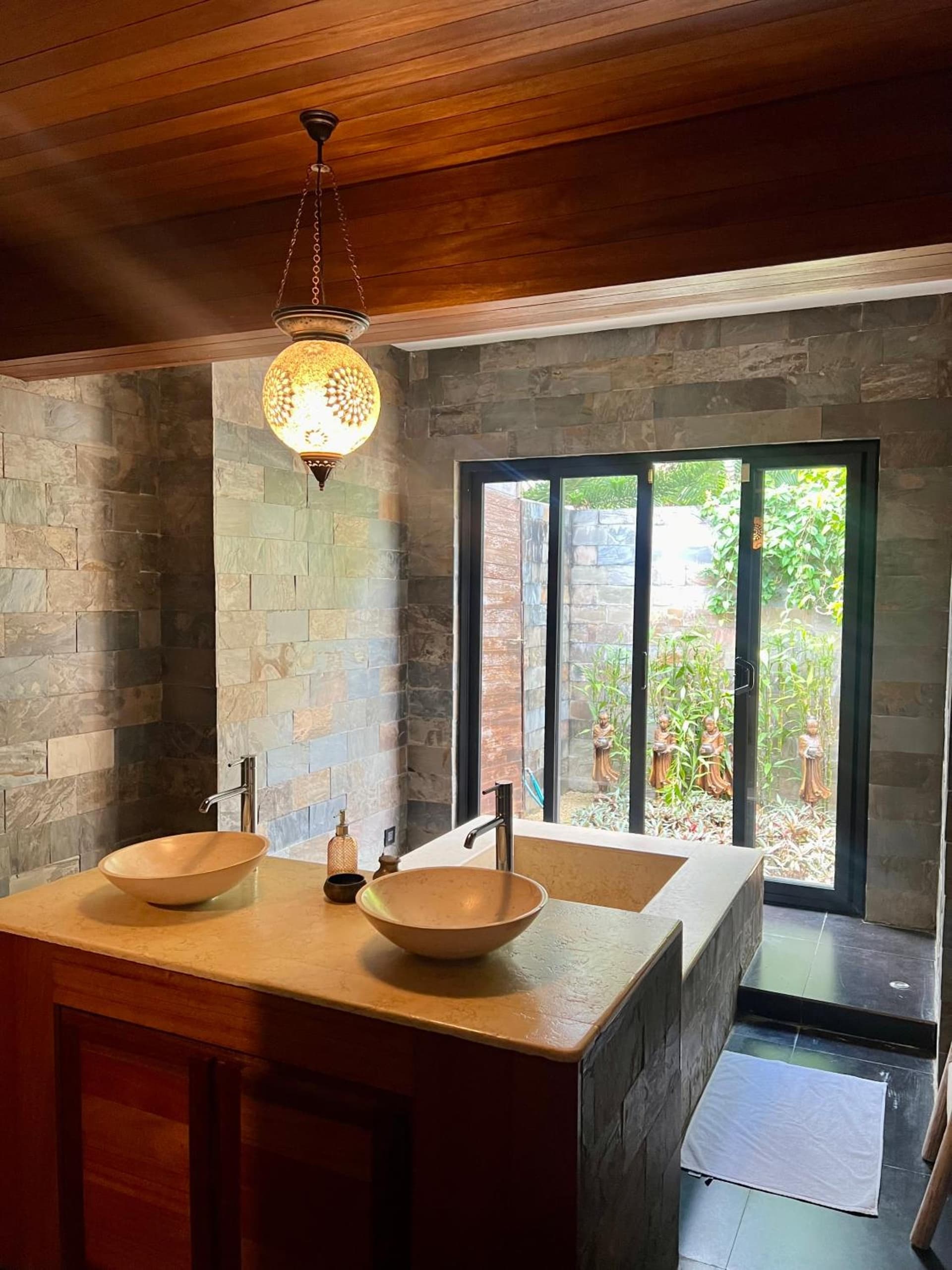 Blue Palm Villa with Private Pool & Tropical Garden