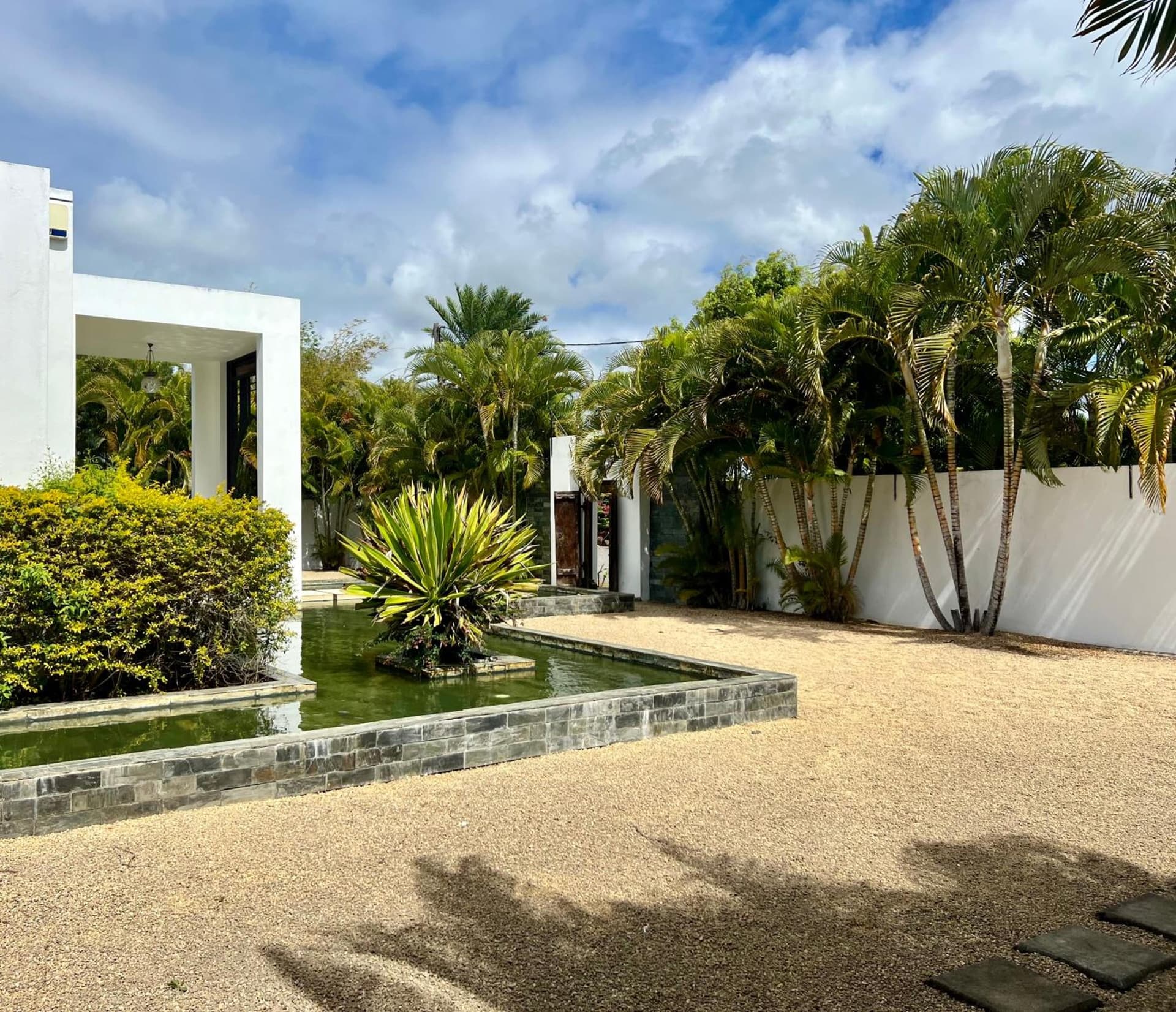 Blue Palm Villa with Private Pool & Tropical Garden