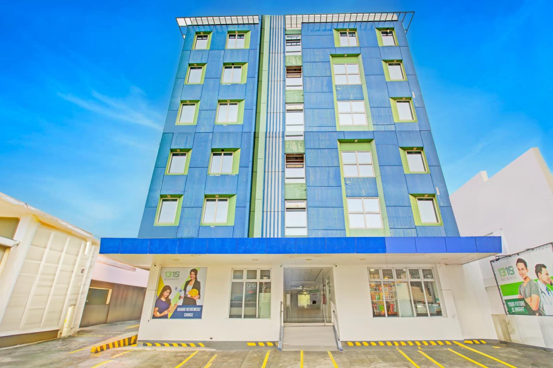 Collection O Metro Manila near University Belt formerly 1318 Residences