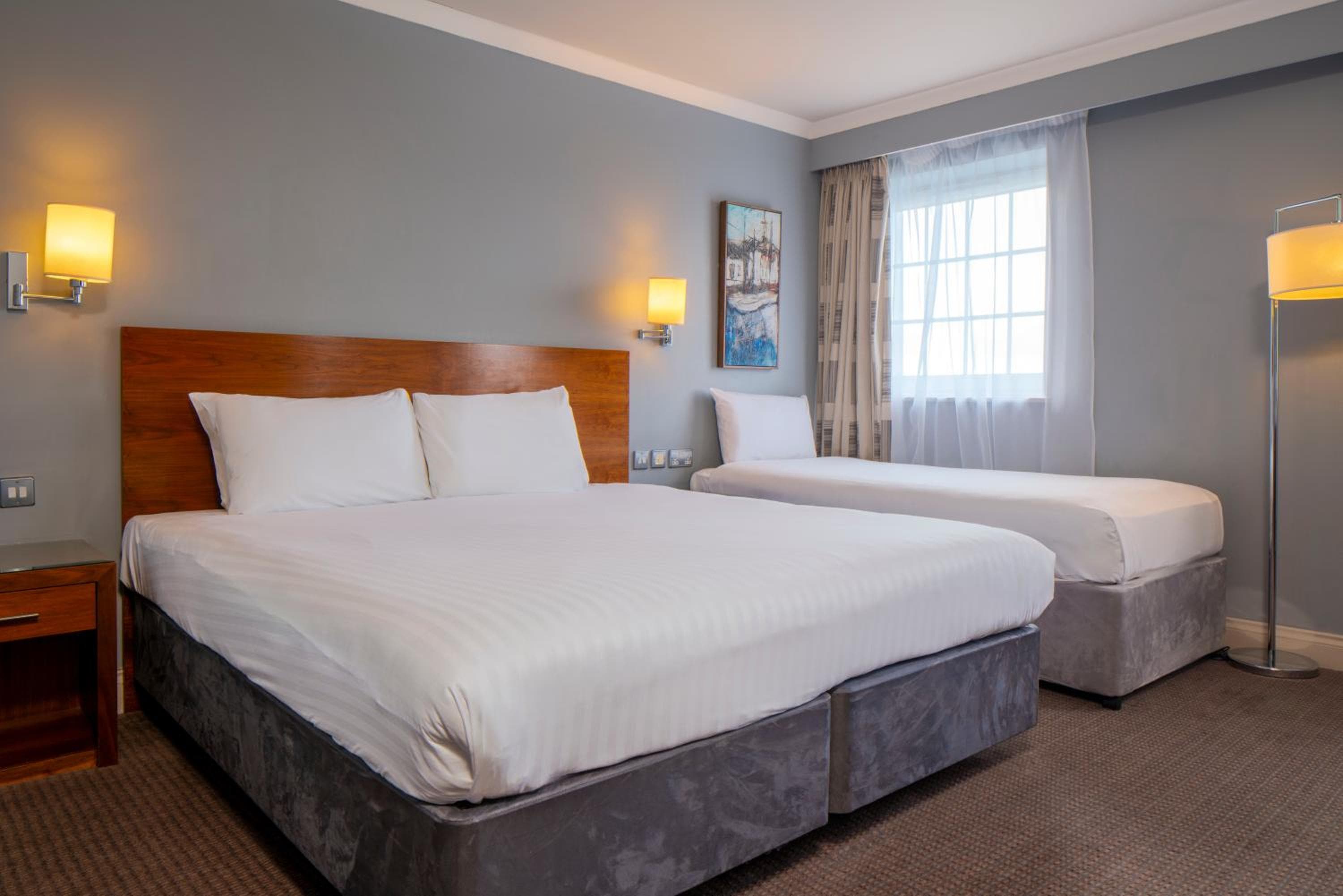 London Croydon Aerodrome Hotel By Sunday
