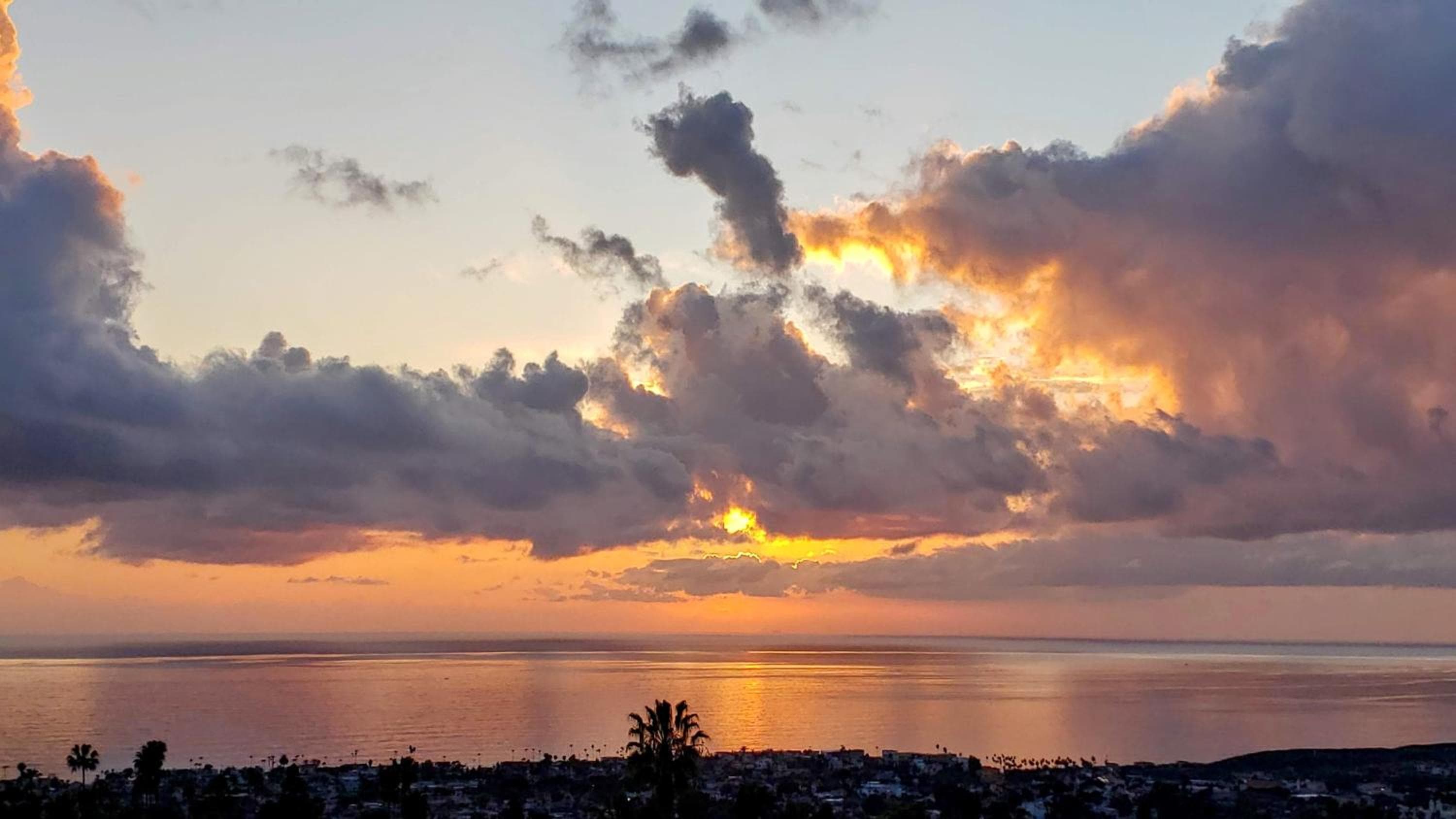Ocean Views Beach House - 40 PCT Off Monthly
