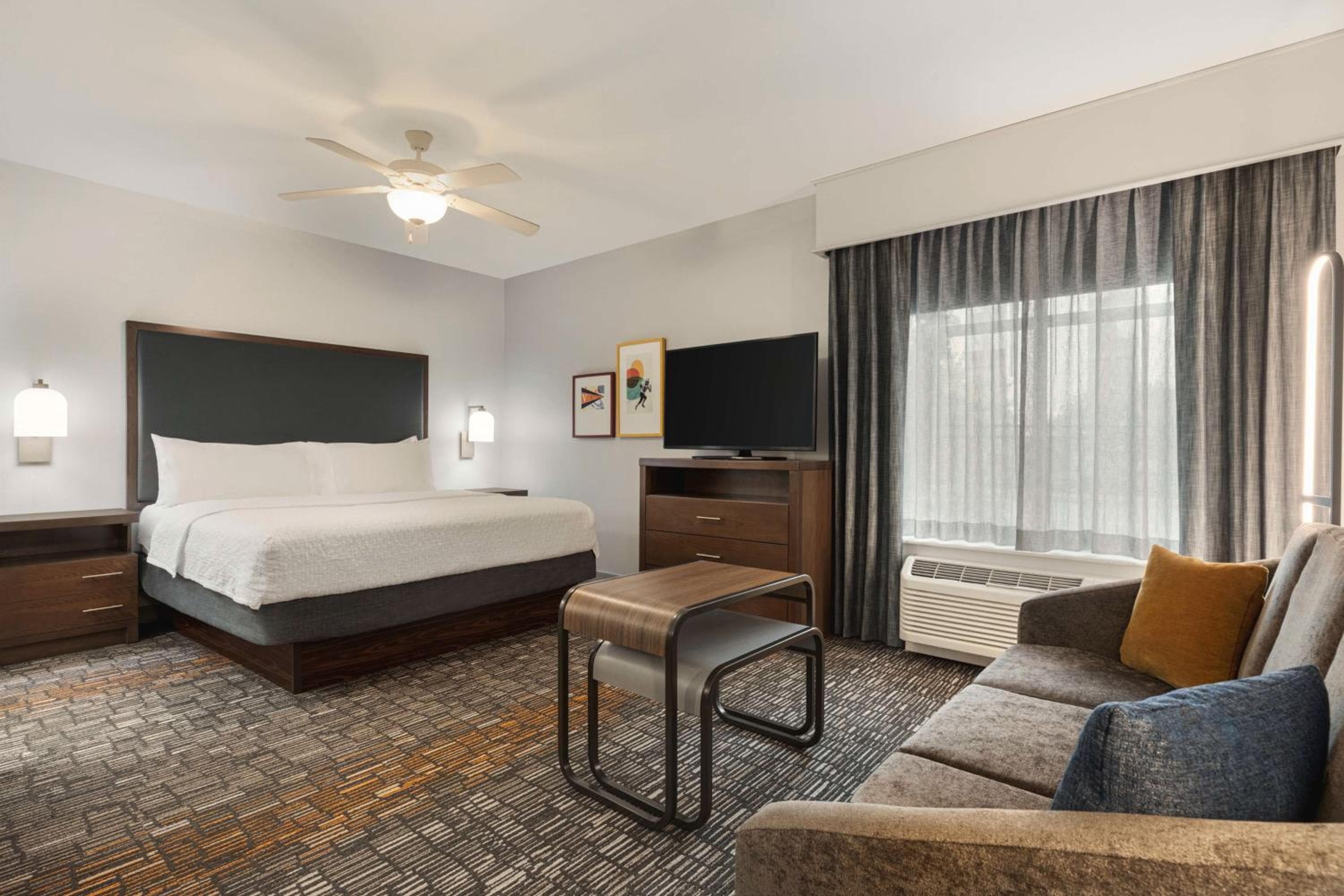 Homewood Suites by Hilton - Charlottesville