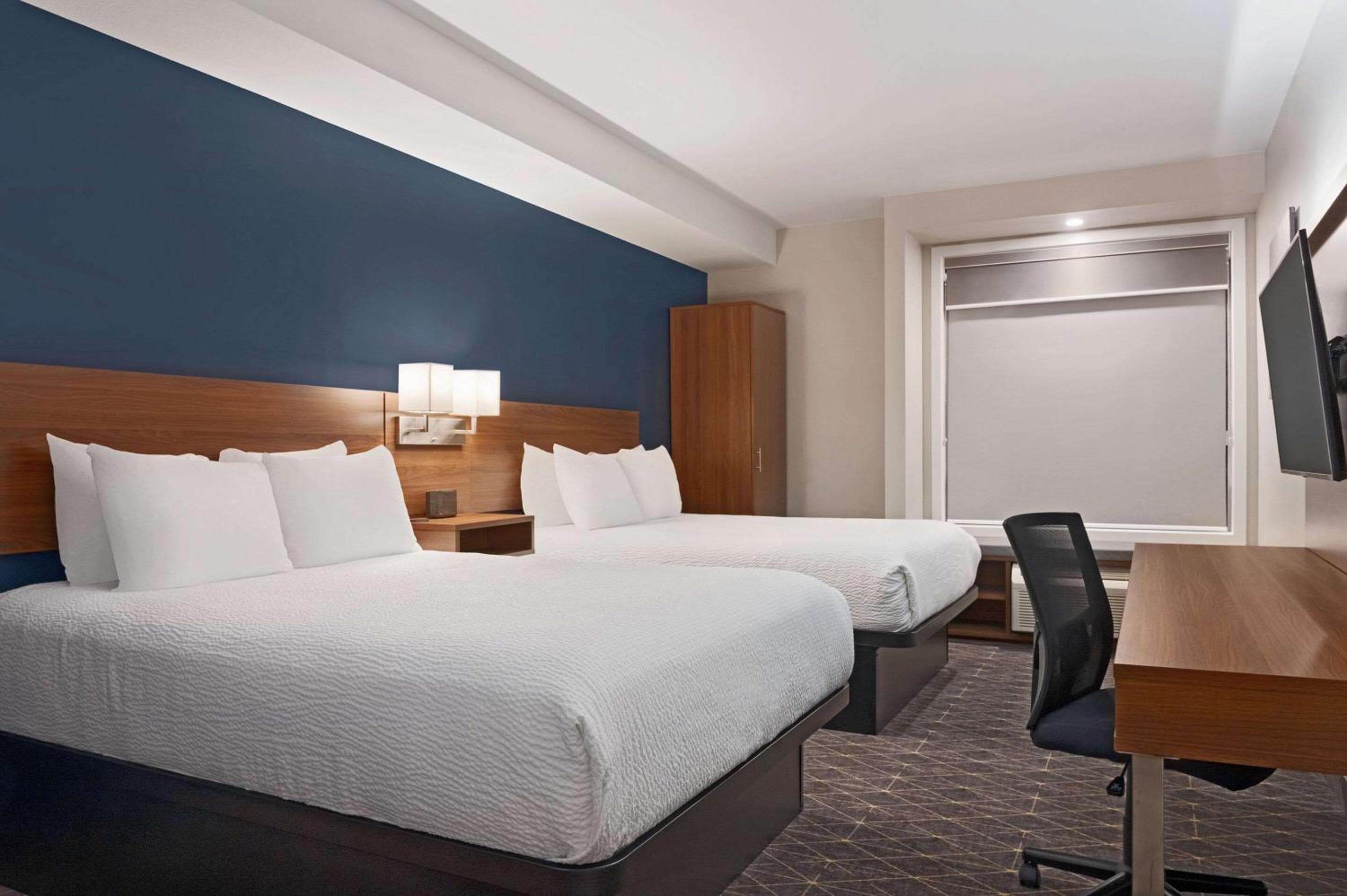 Park Inn by Radisson, Kelowna