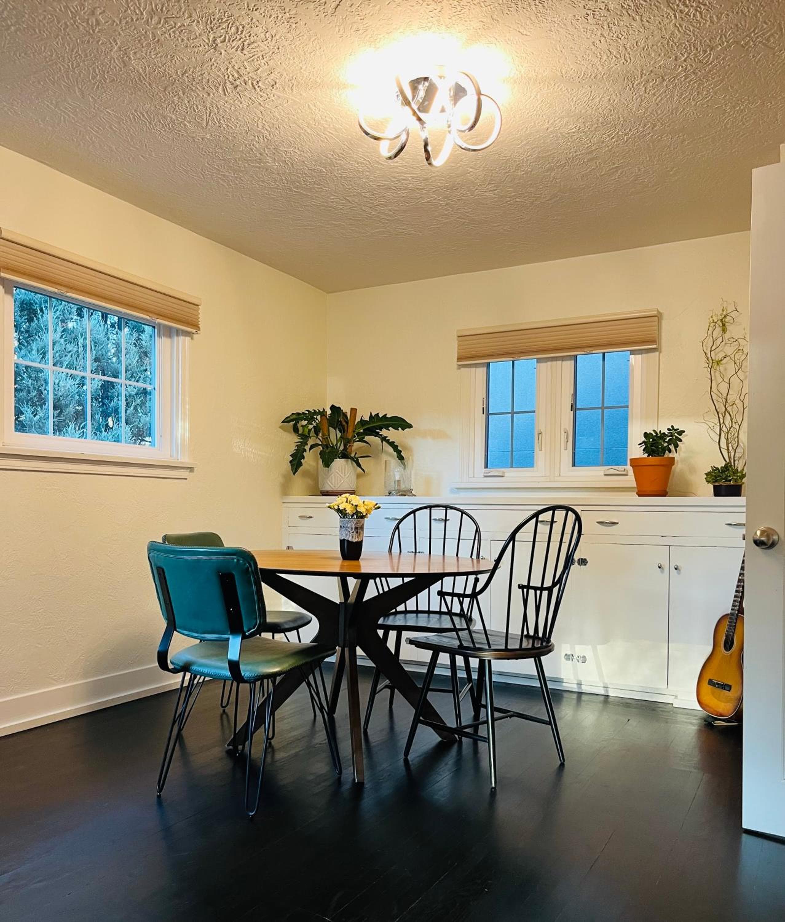 Hikari-Okanagan Sunshine B&B