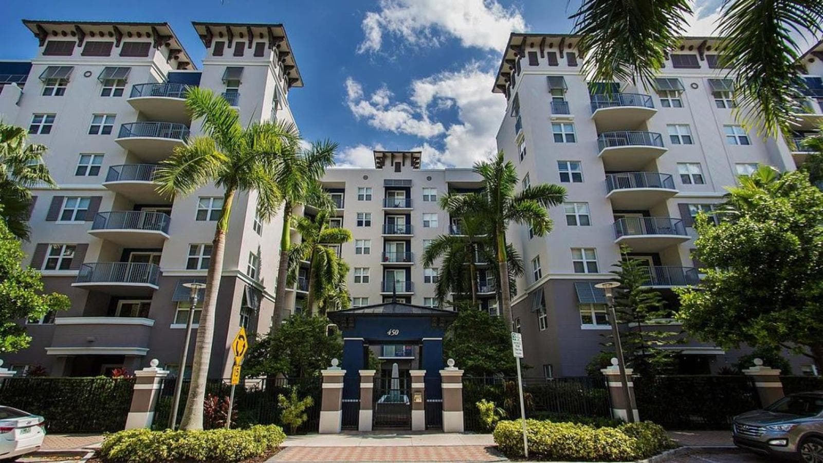 Landing at Aviah - 2 Bedrooms in Central Fort Lauderdale