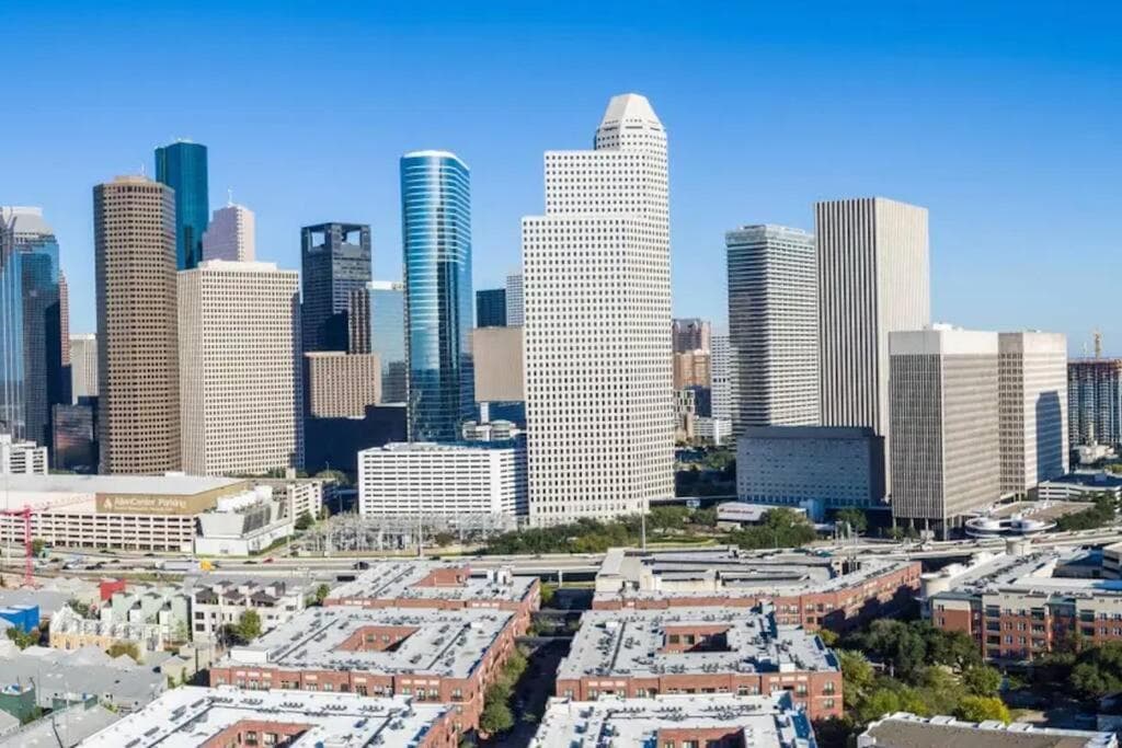 Spacious 2b, 2b apartment in the heart of Midtown