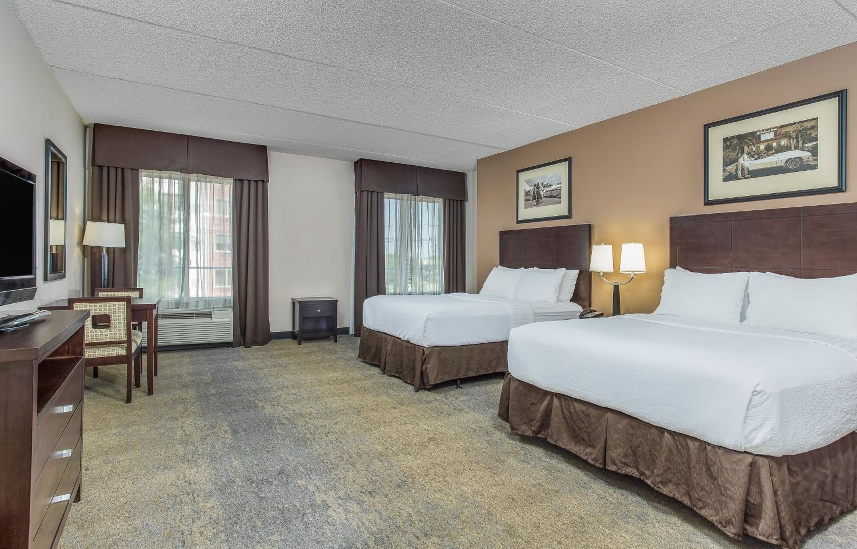 Holiday Inn Louisville Airport - Fair/Expo by IHG