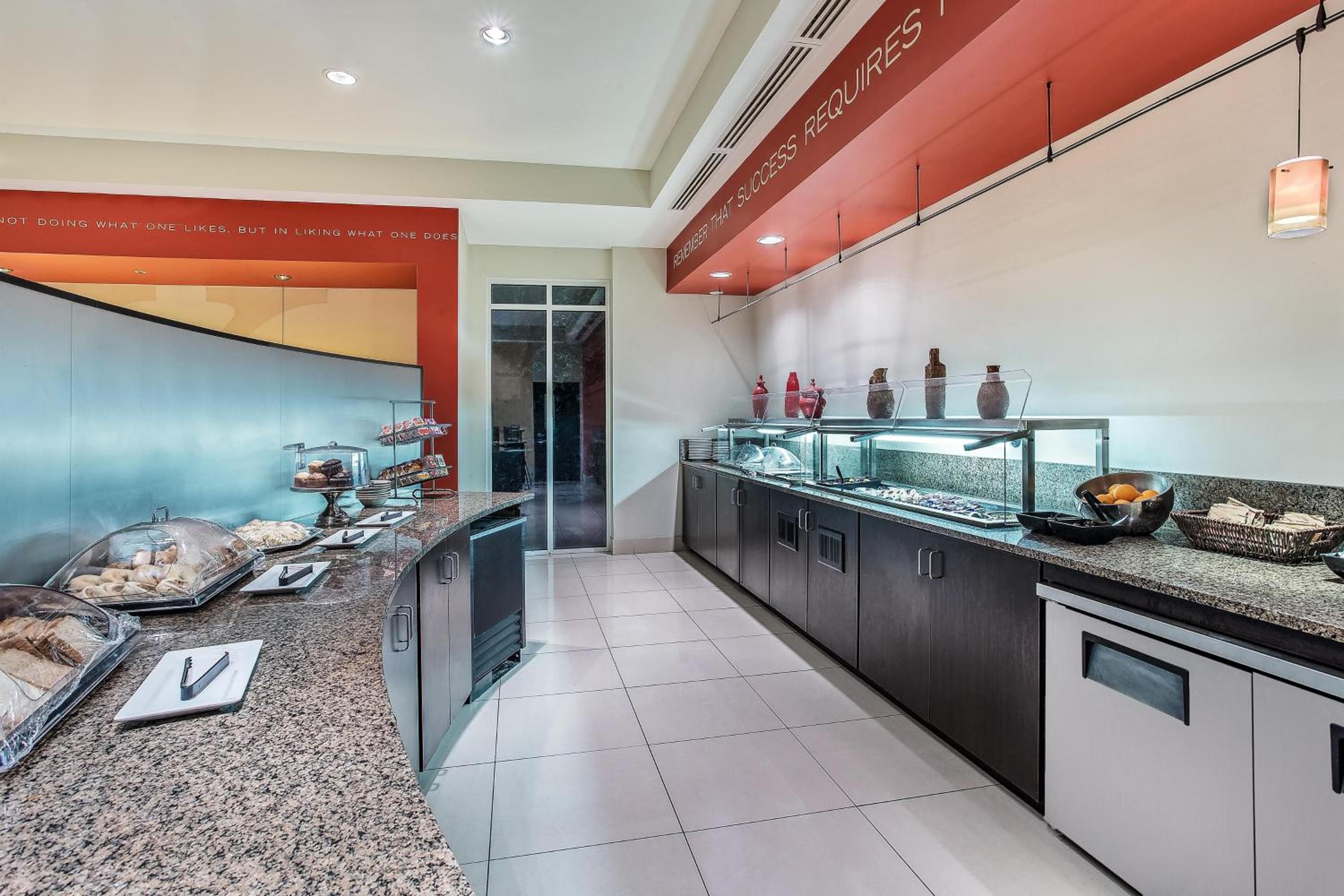 Holiday Inn Louisville Airport - Fair/Expo by IHG