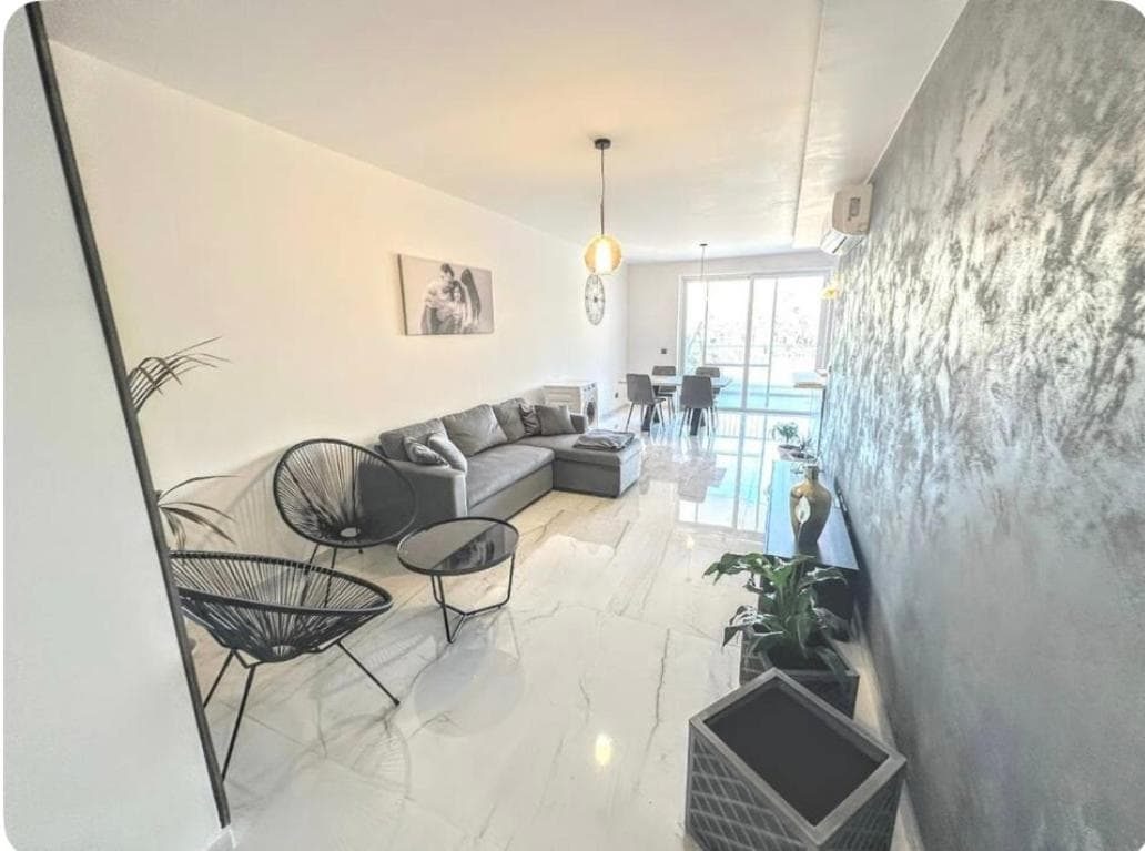 Apartment Fairview