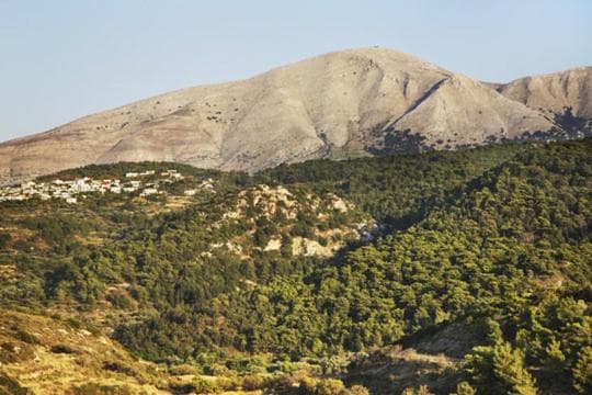 Rustic House Smaro Embonas - Jacuzzi Experience