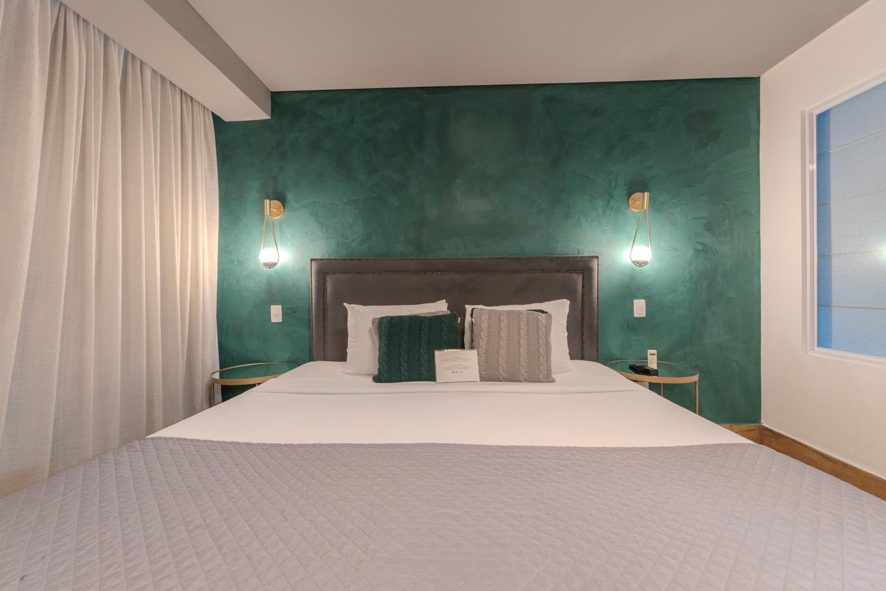 Hotel Heritage