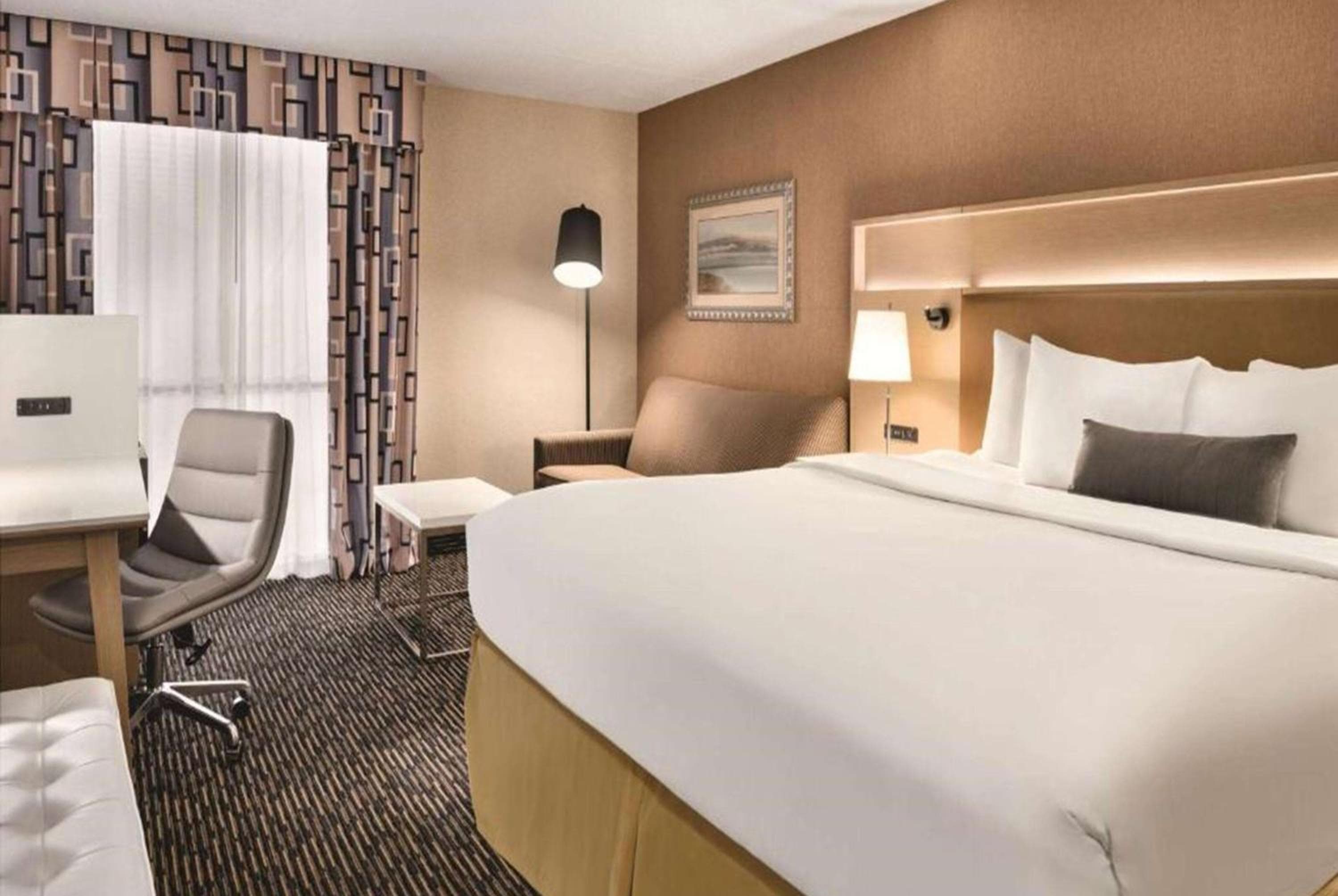 Wyndham Garden Conference Center Champaign - Urbana