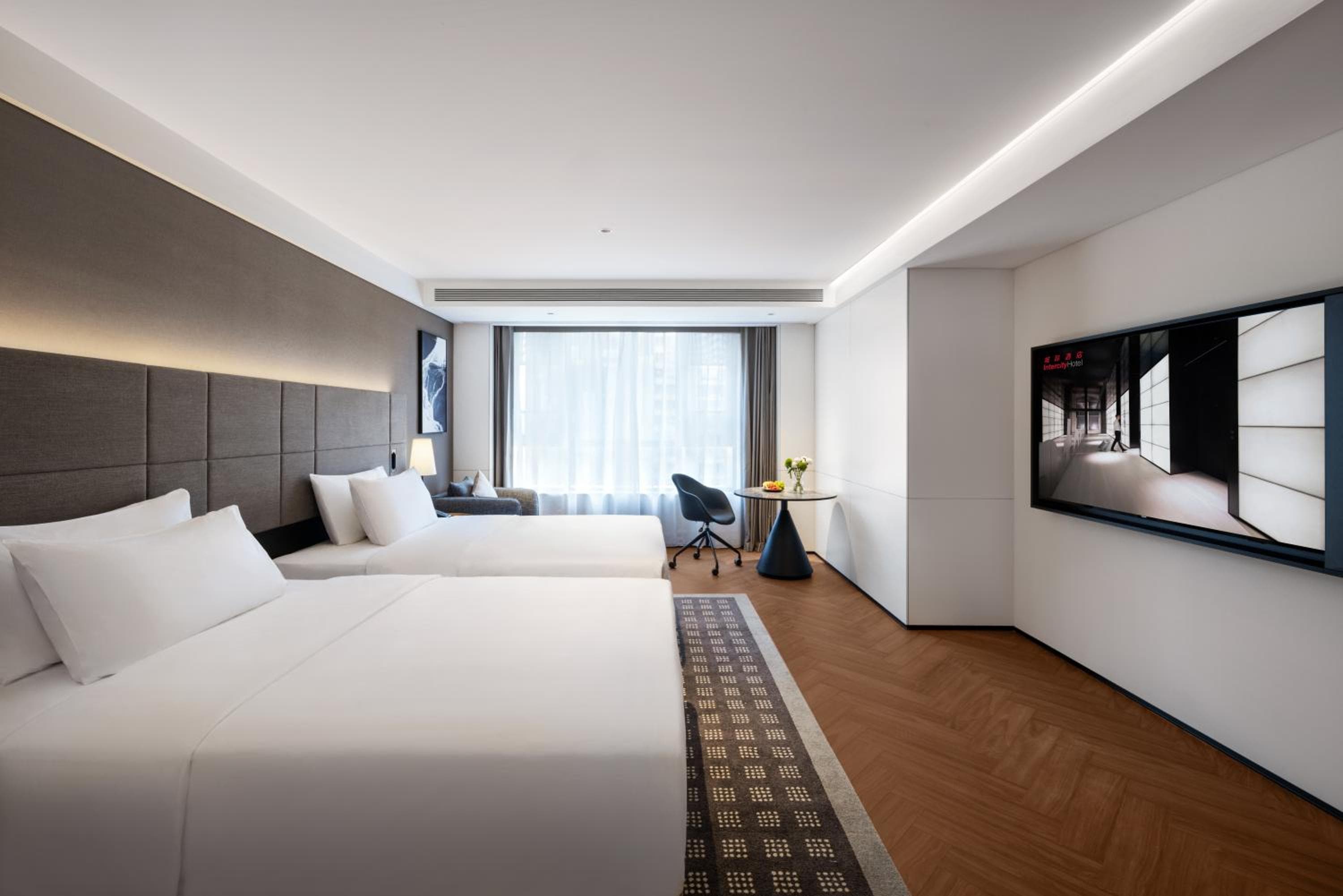Intercity Hotel Chengdu Financial City Global Center