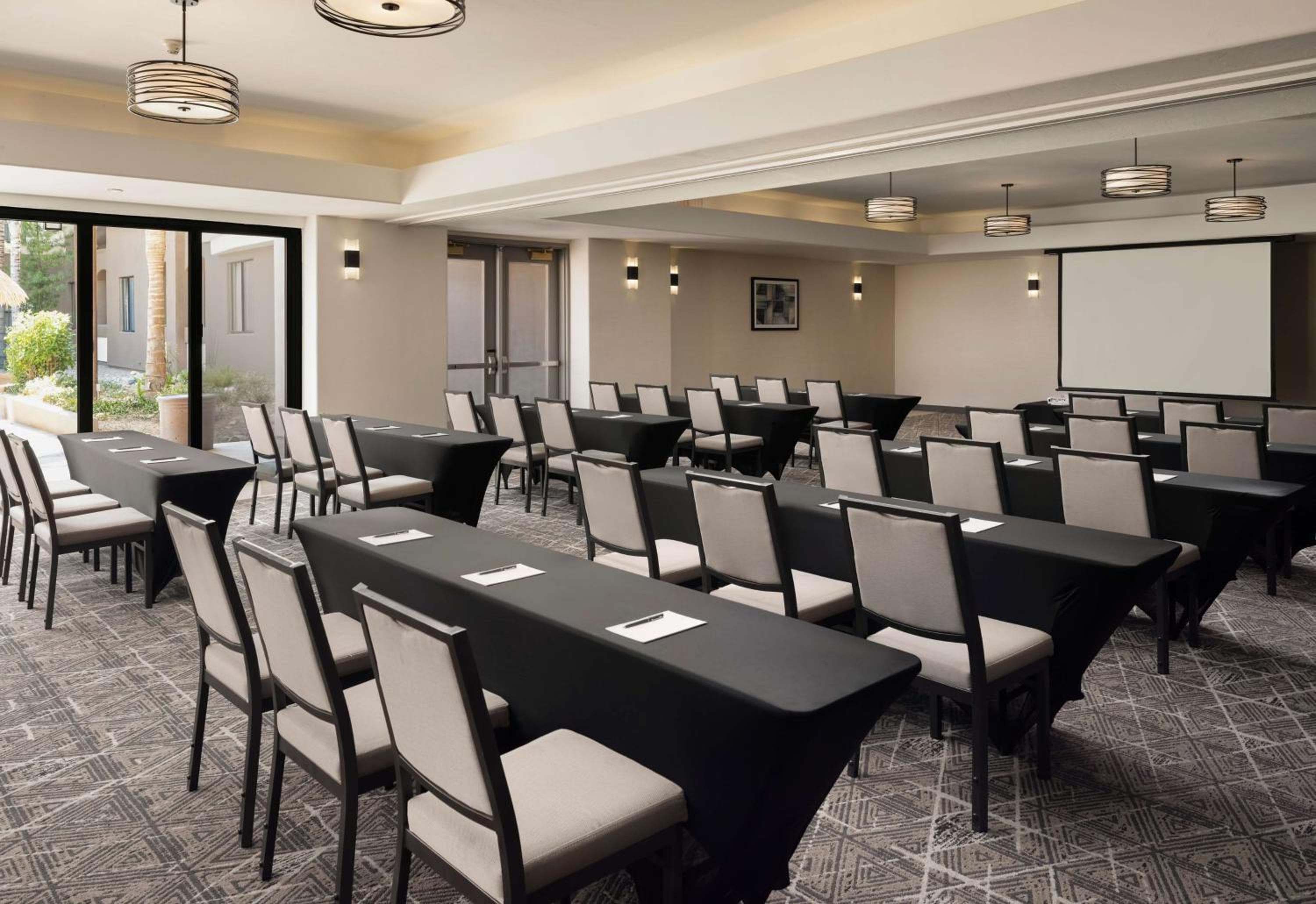 Embassy Suites Tucson - Paloma Village