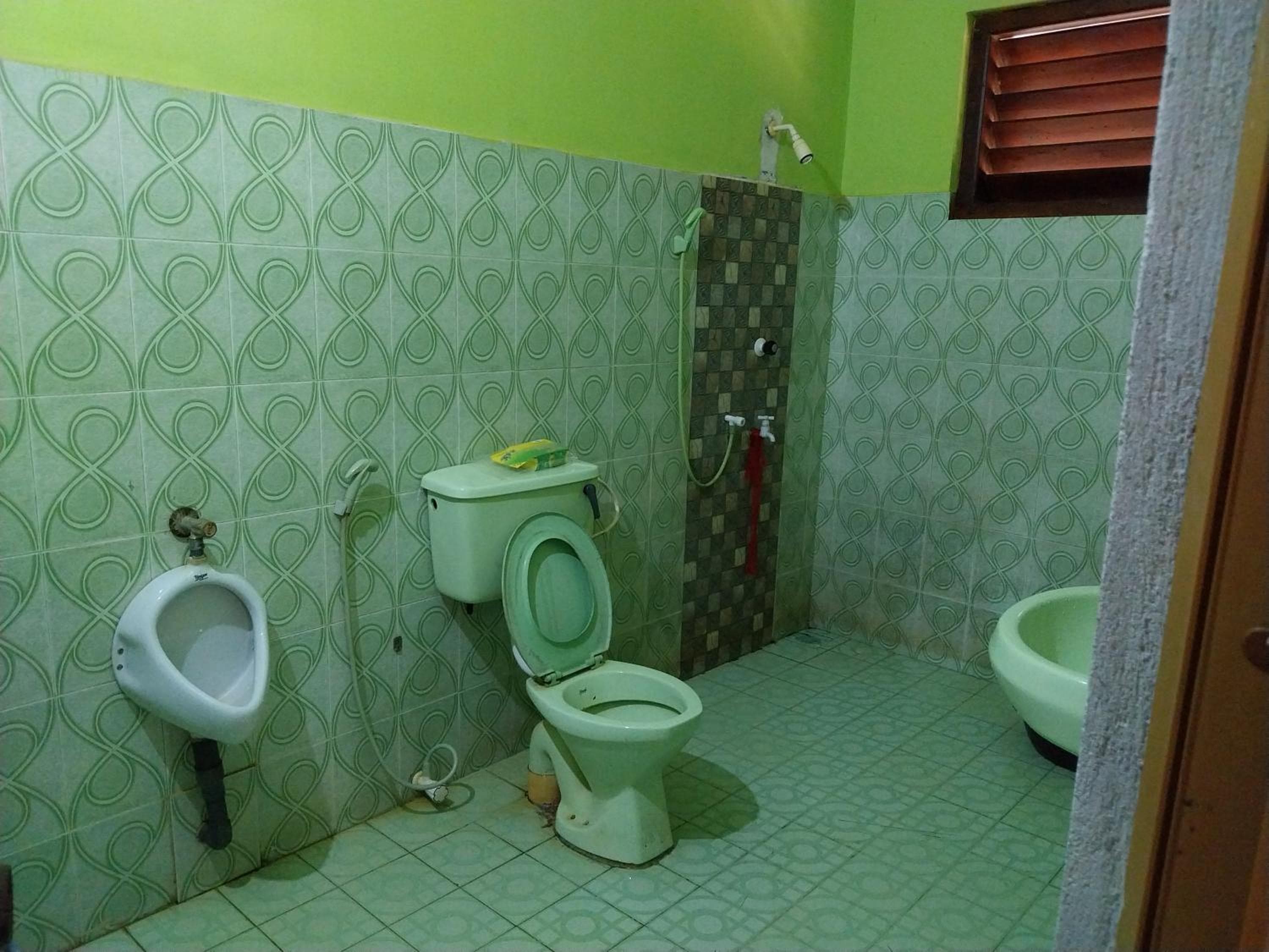 Inuli Coco Hut