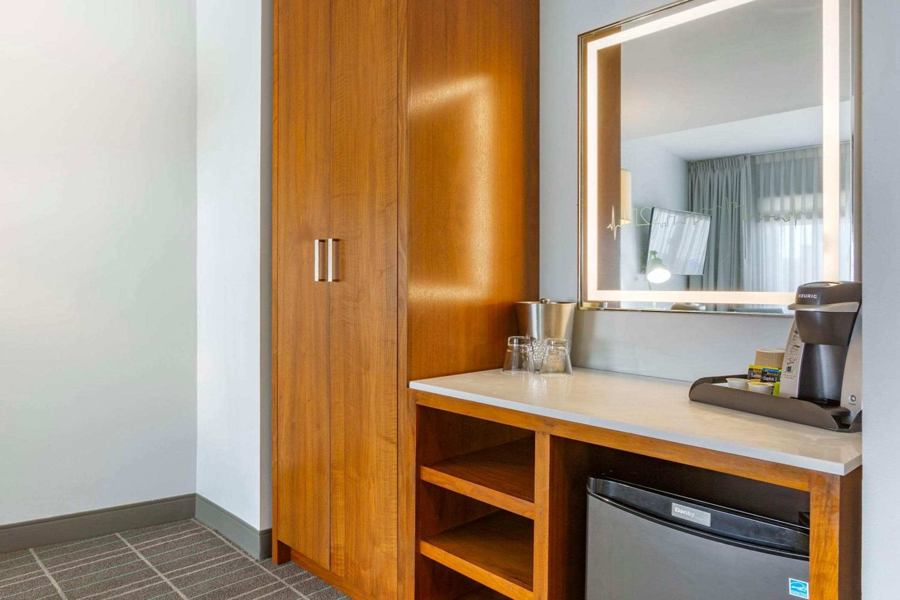 Cambria Hotel LAX