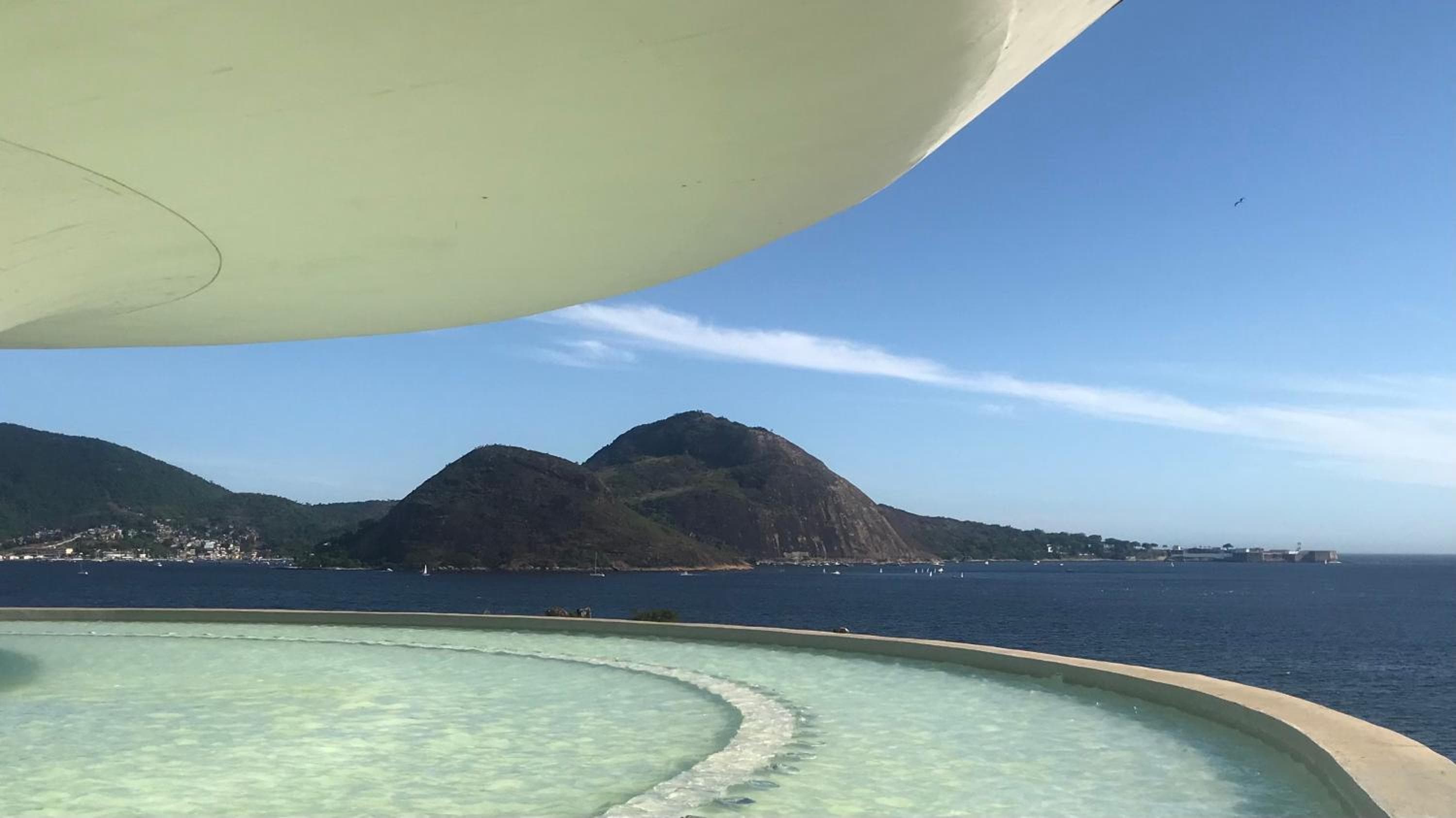 Excelente Studio - Centro - Niterói