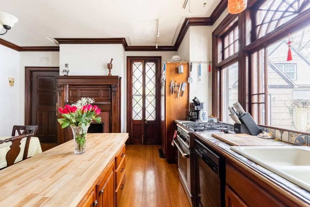 Summer Street Guest House
