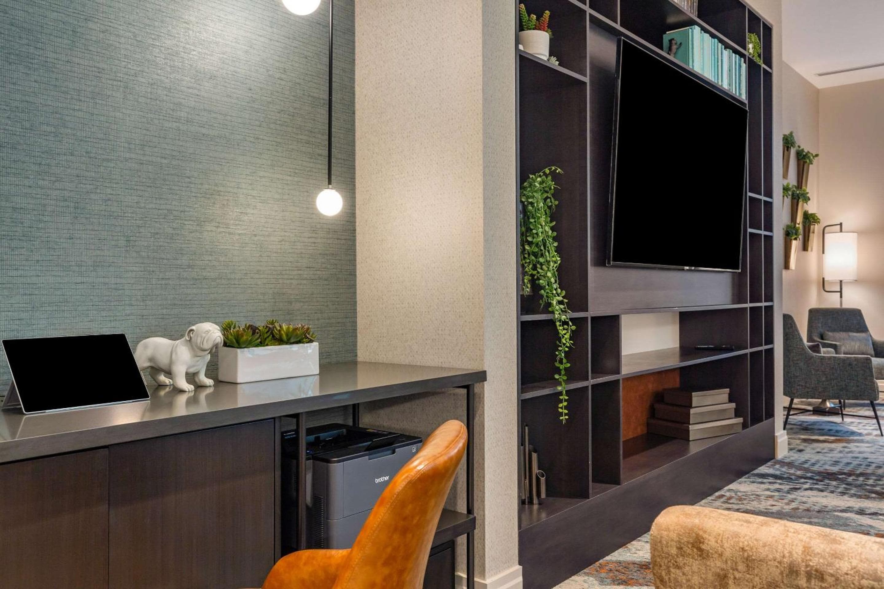 Cambria Hotel New Haven University Area