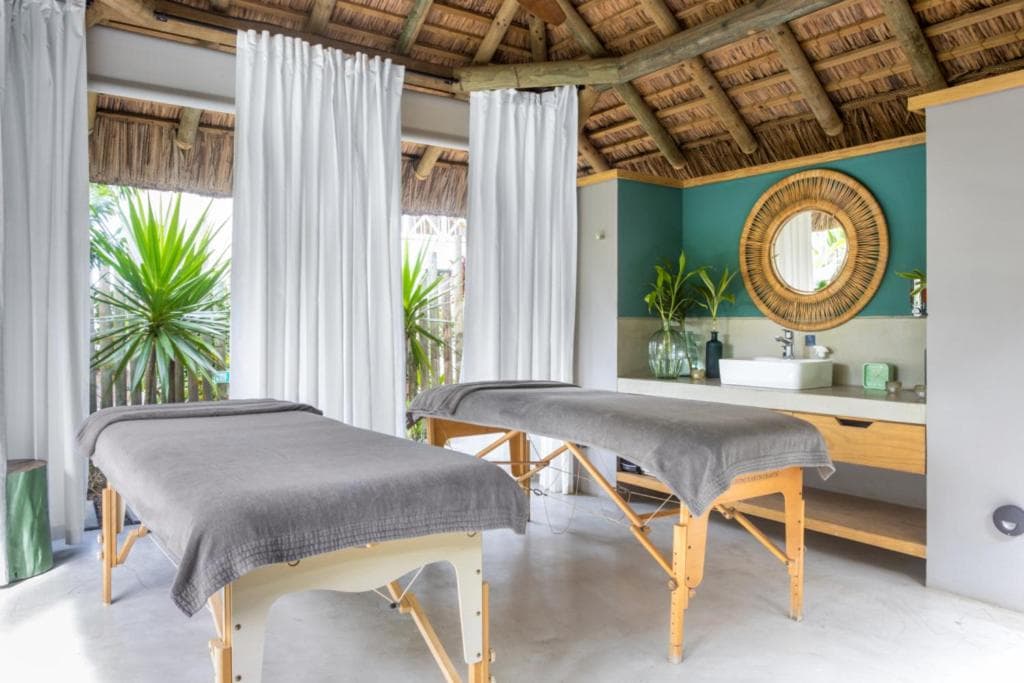 Tropical Attitude (Adults Only)