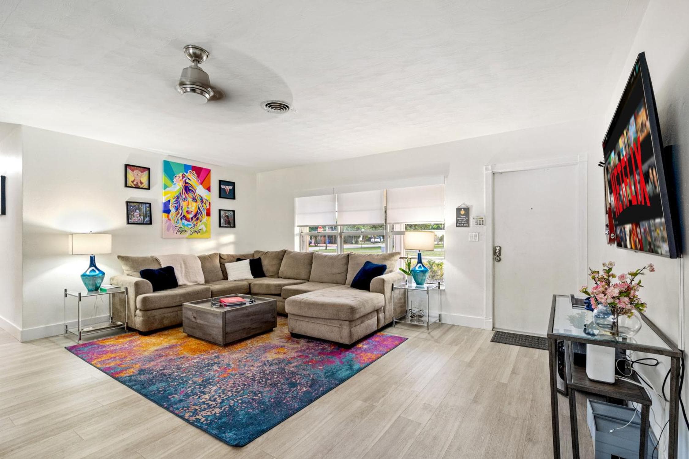 Villa Oasis 4 Miles from Hollywood Hard Rock Casino Pool & Game Room