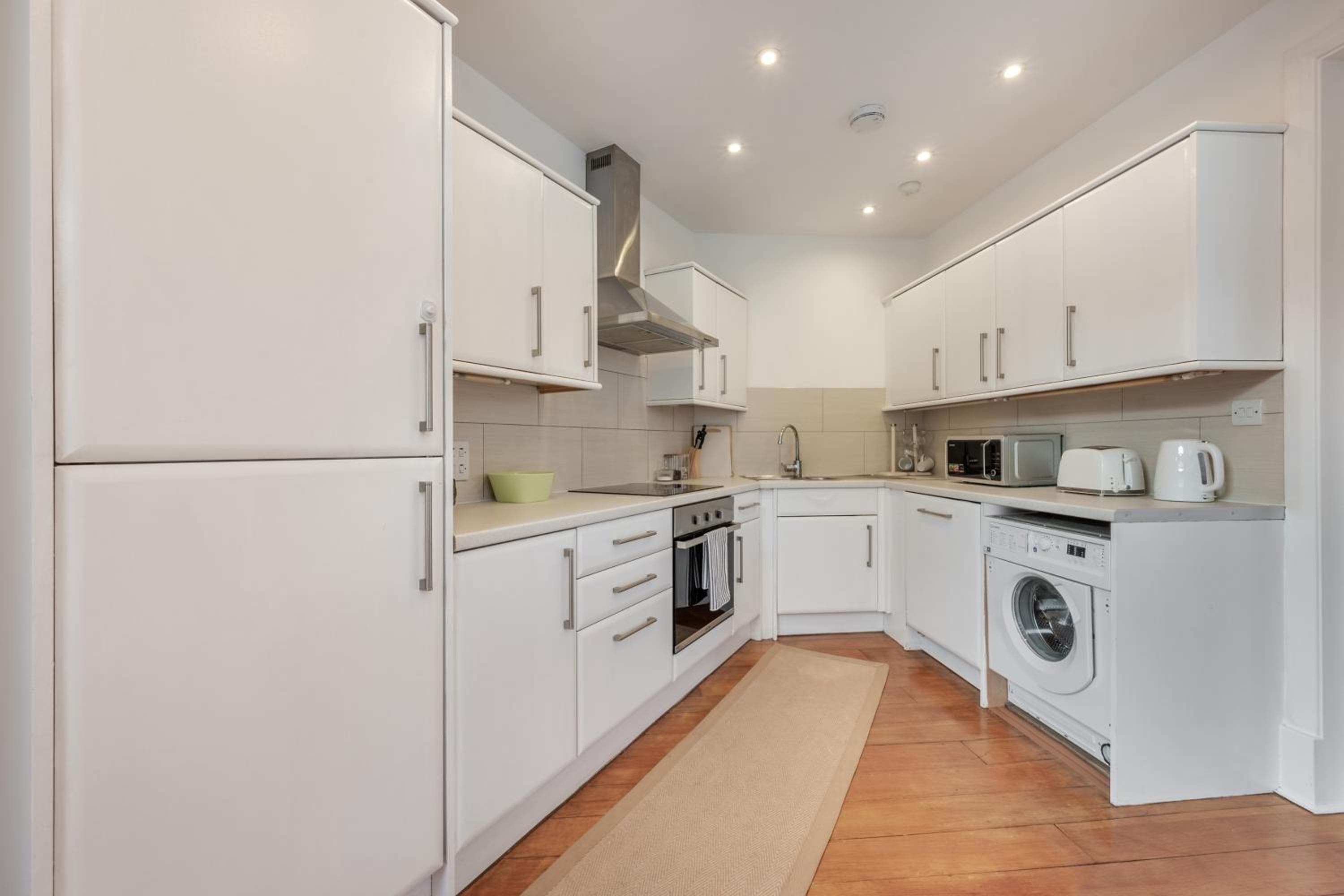 Modern 2 Bedroom Apartment in Central London