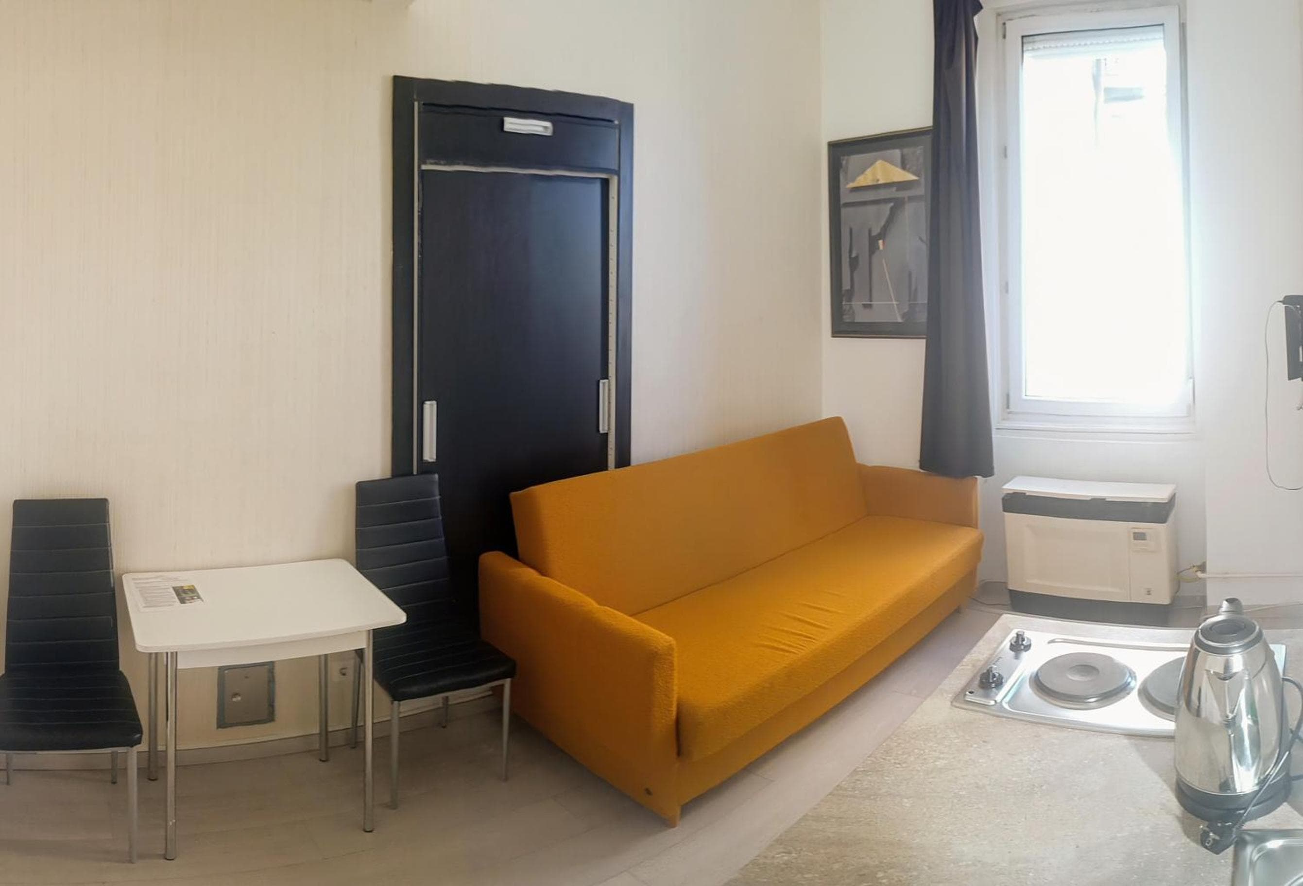 SparrOwl Apartments