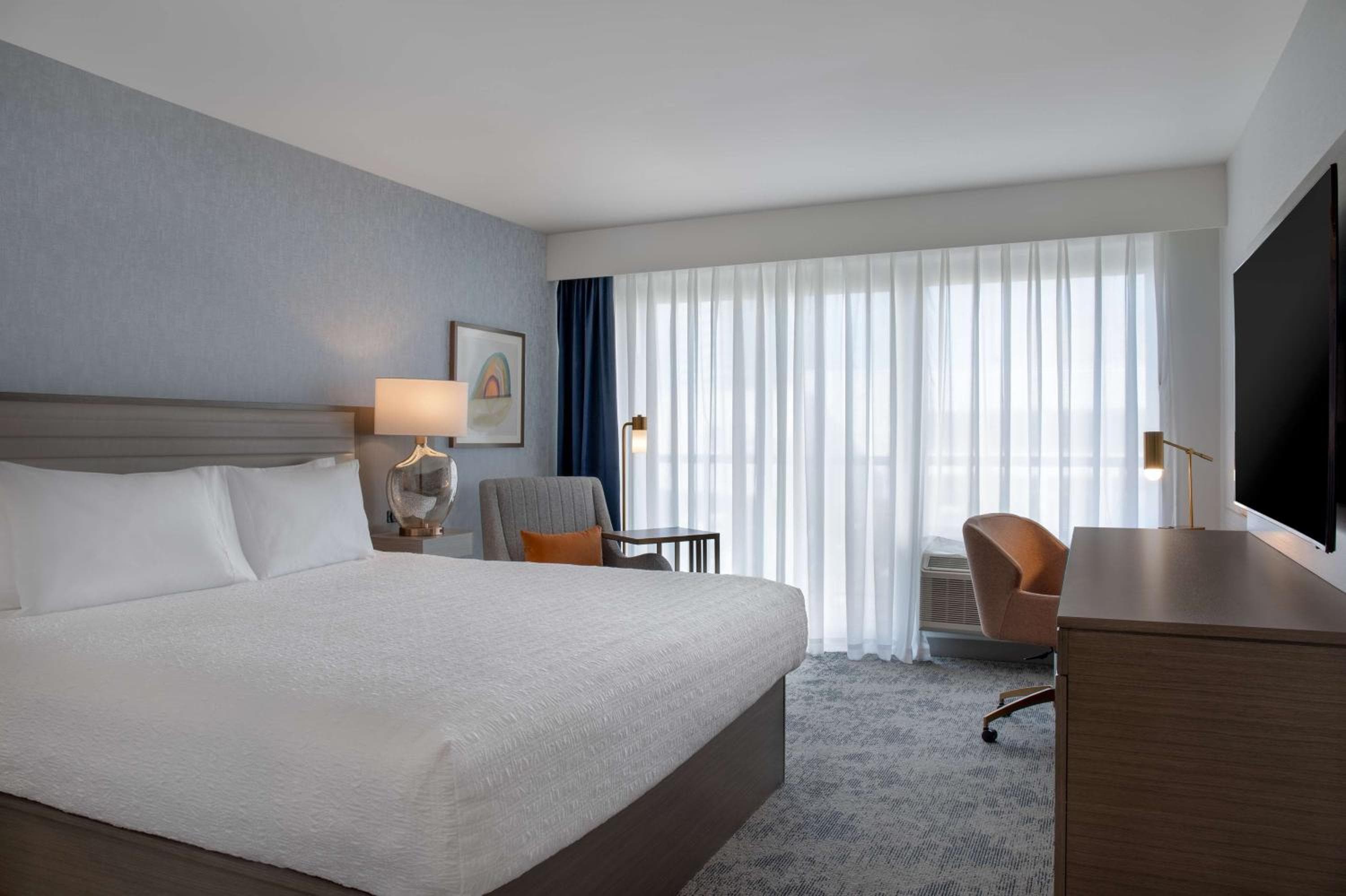 Hampton Inn By Hilton Winnipeg Downtown