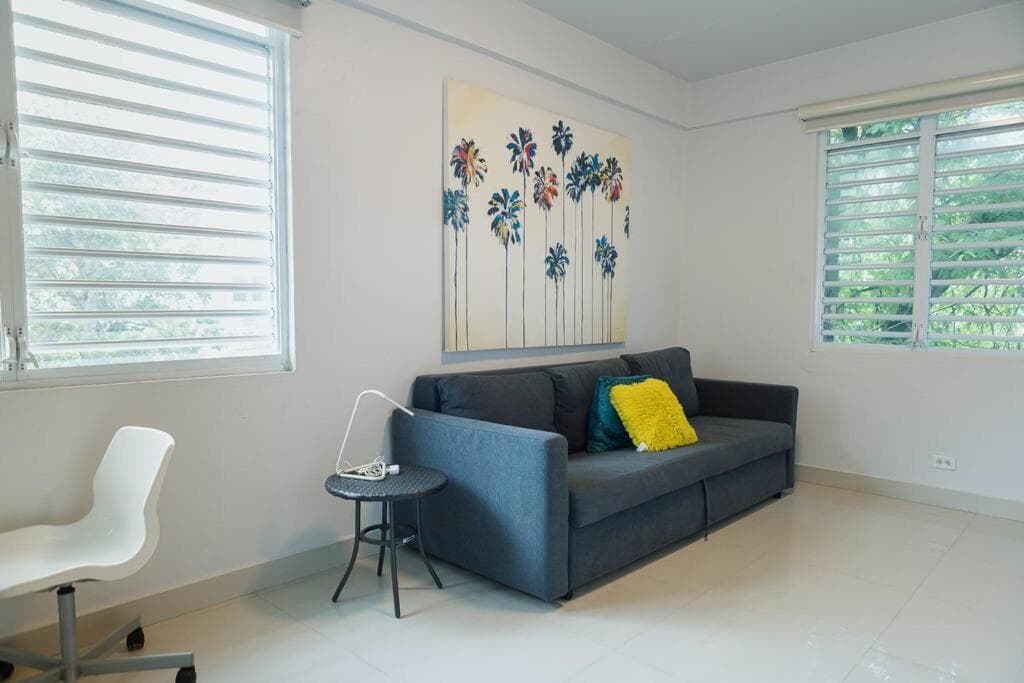 203-Tranquil Renovated Charm in the City, Near the Beach with Free parking