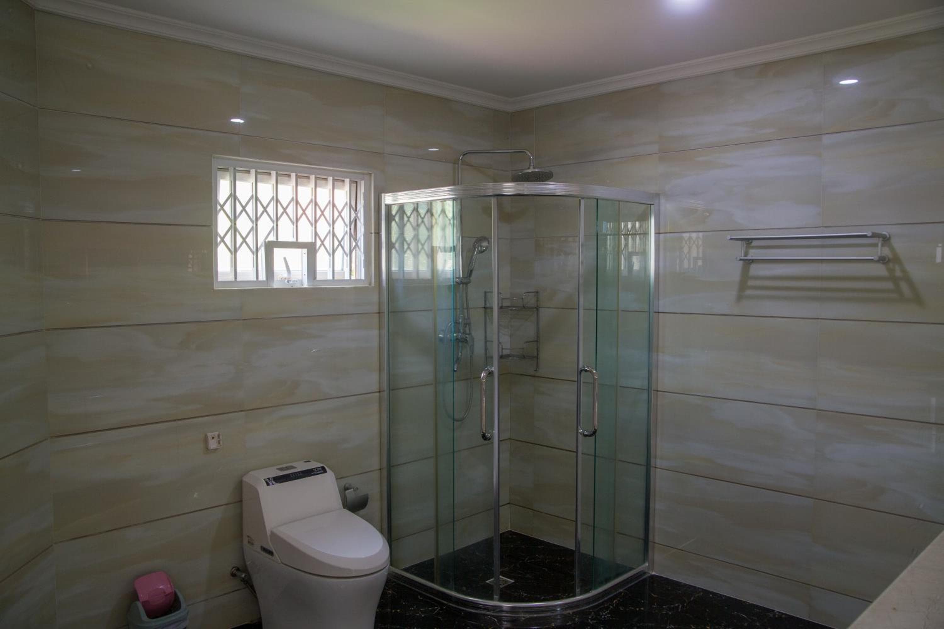 Amanda Villa - Best Value Mountain top Inn