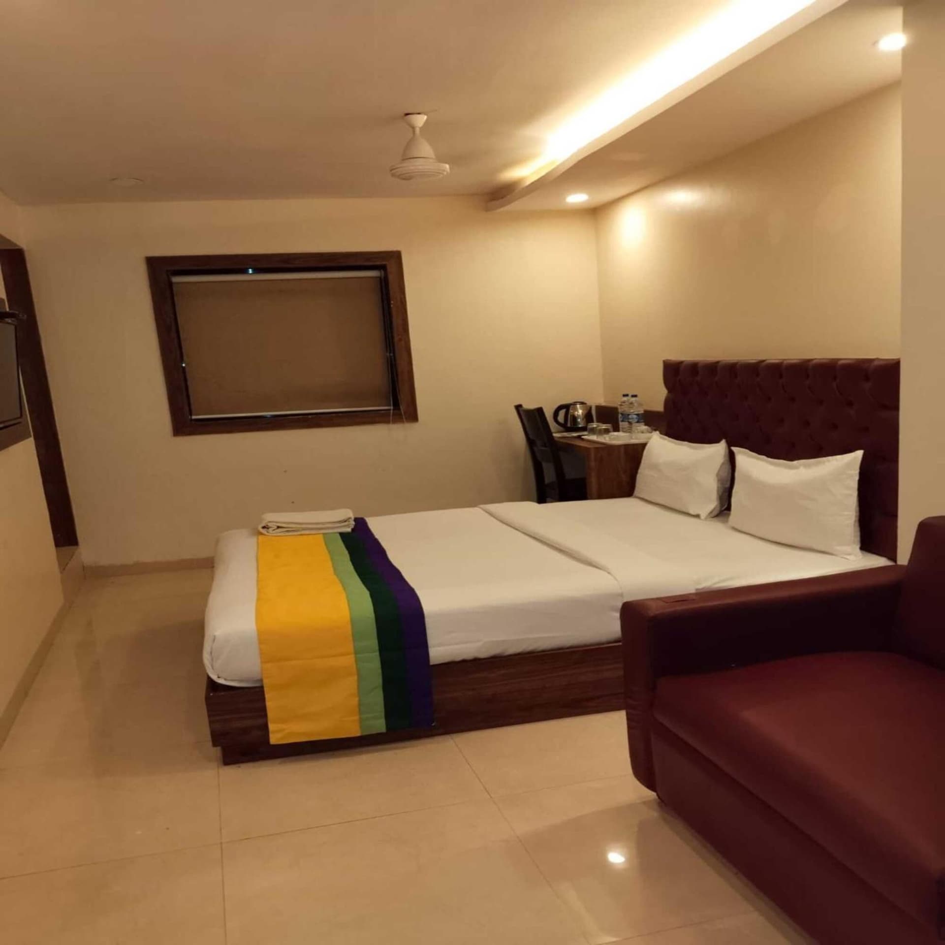 Hotel Elegant - Mohammed Ali Road