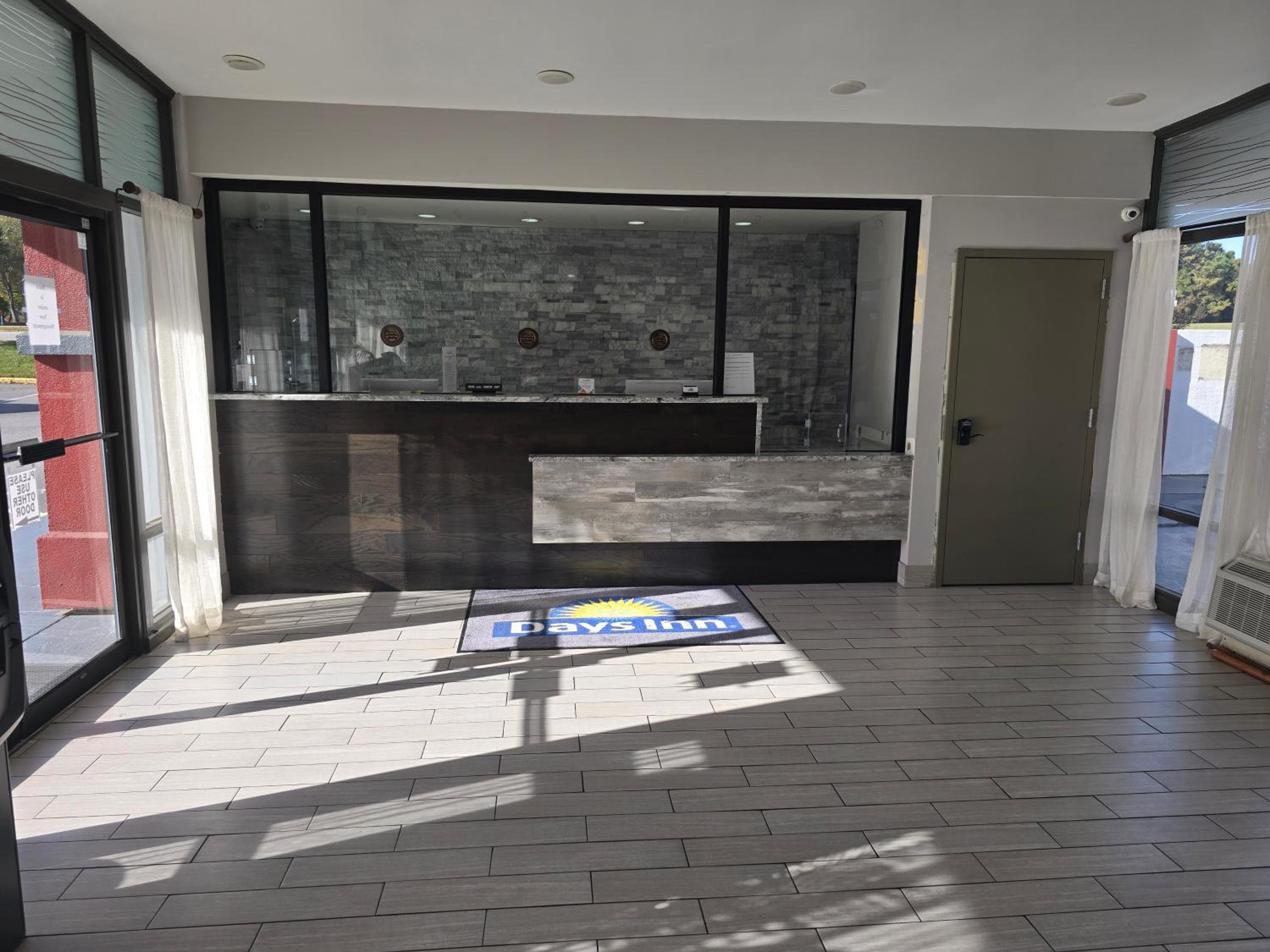 Motel 6 Raleigh, NC – Downtown South