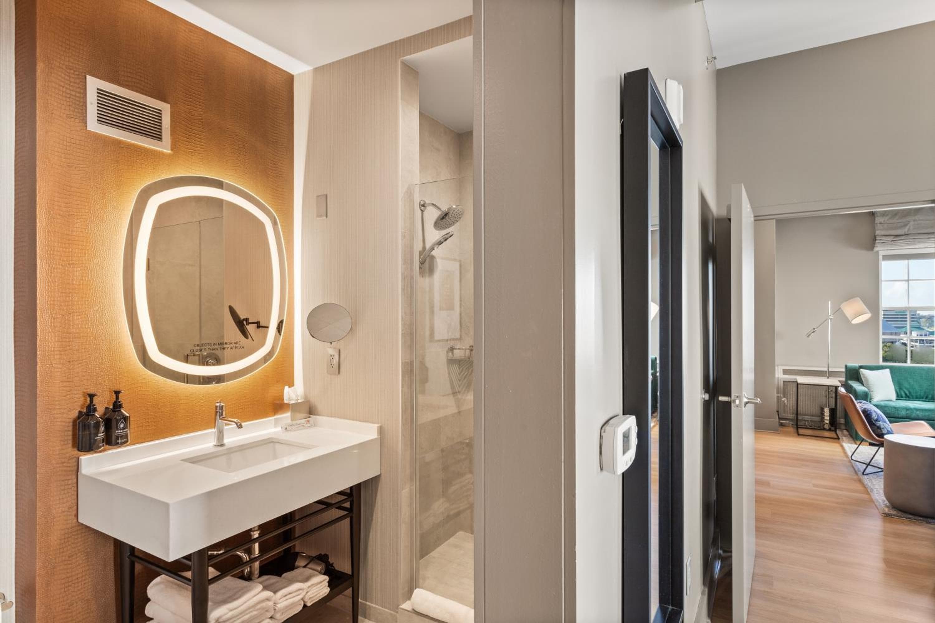 Hotel Indigo Baton Rouge Downtown by IHG