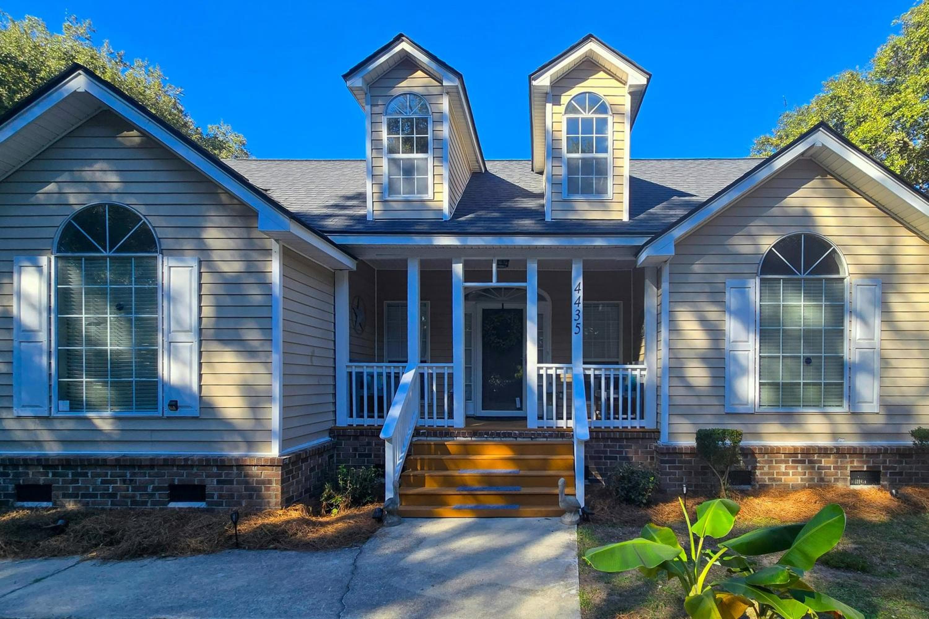 'Kerrison by Kiawah' Home w/ Deck & Fire Pit