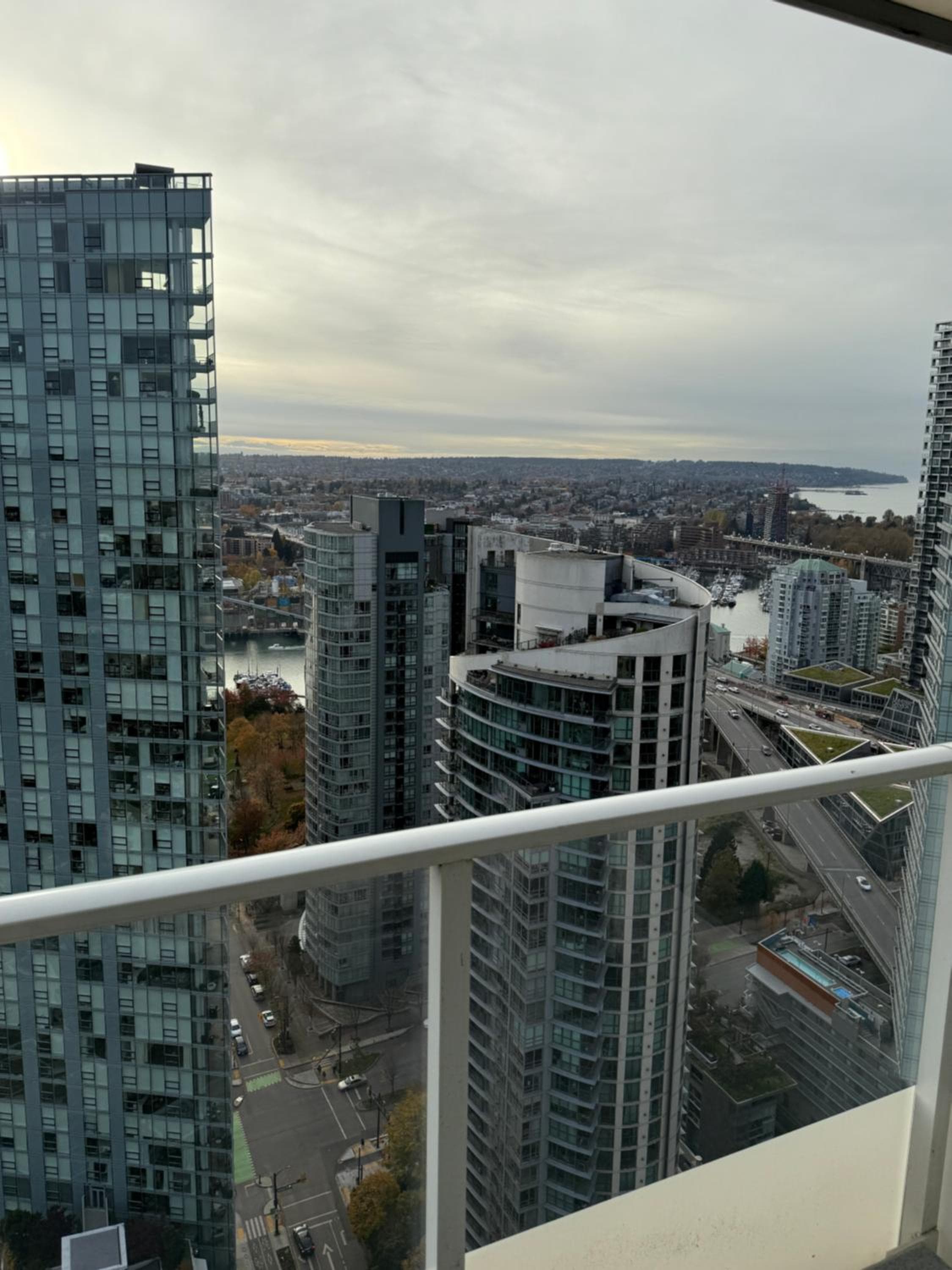Beautiful 1 bedroom condo in Yaletown