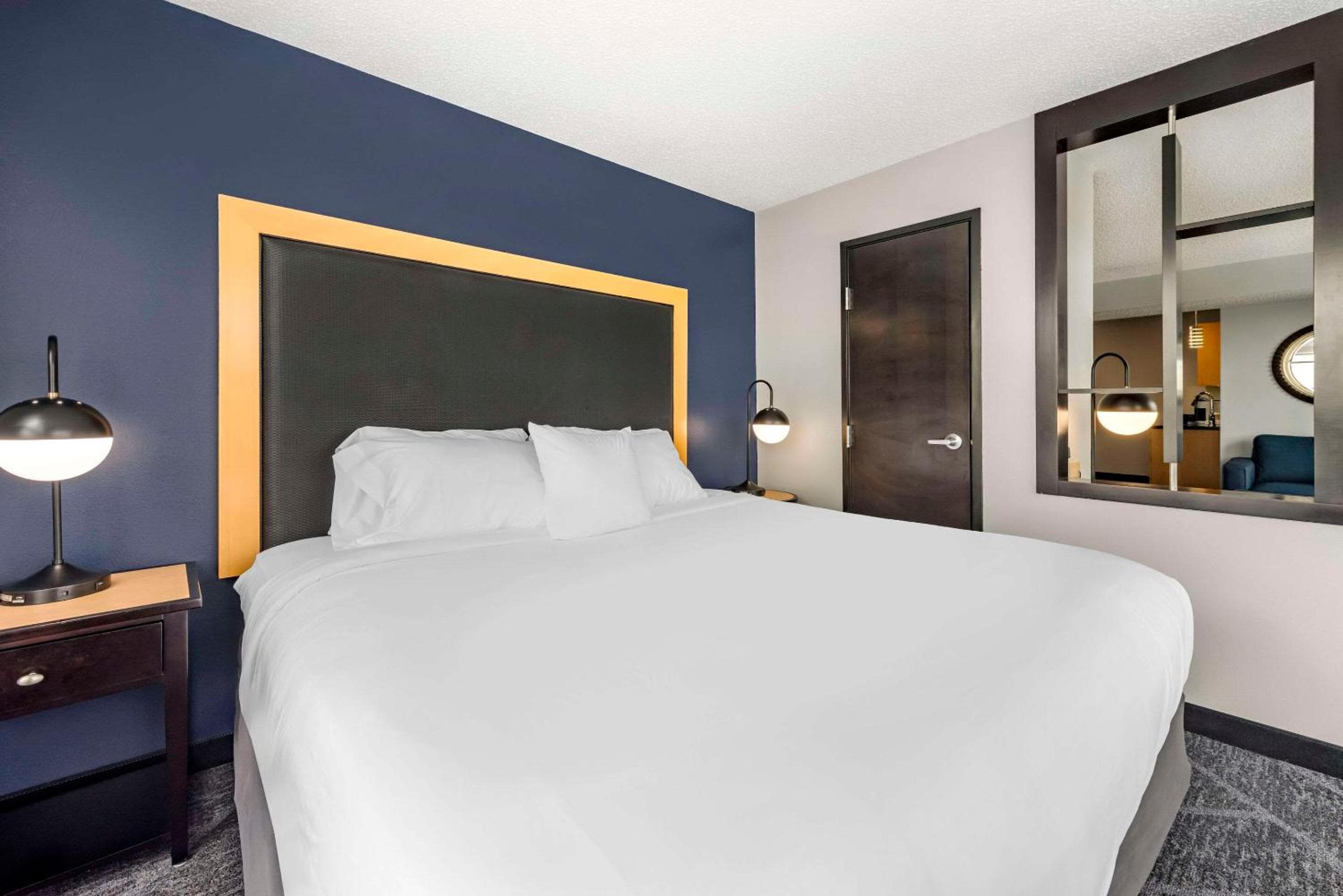 Cambria Hotel Minneapolis Maple Grove