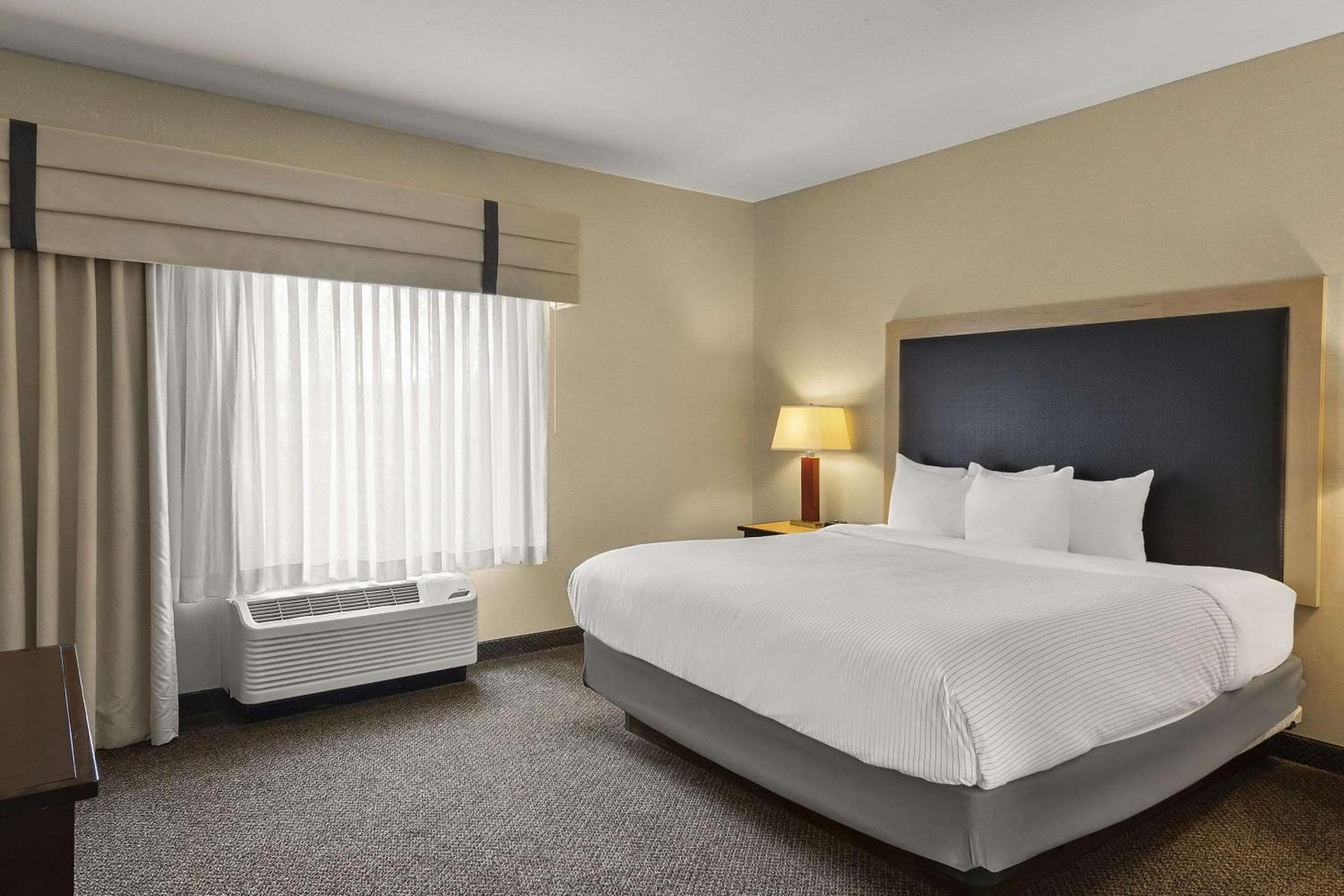 Cambria Hotel Columbus - Polaris