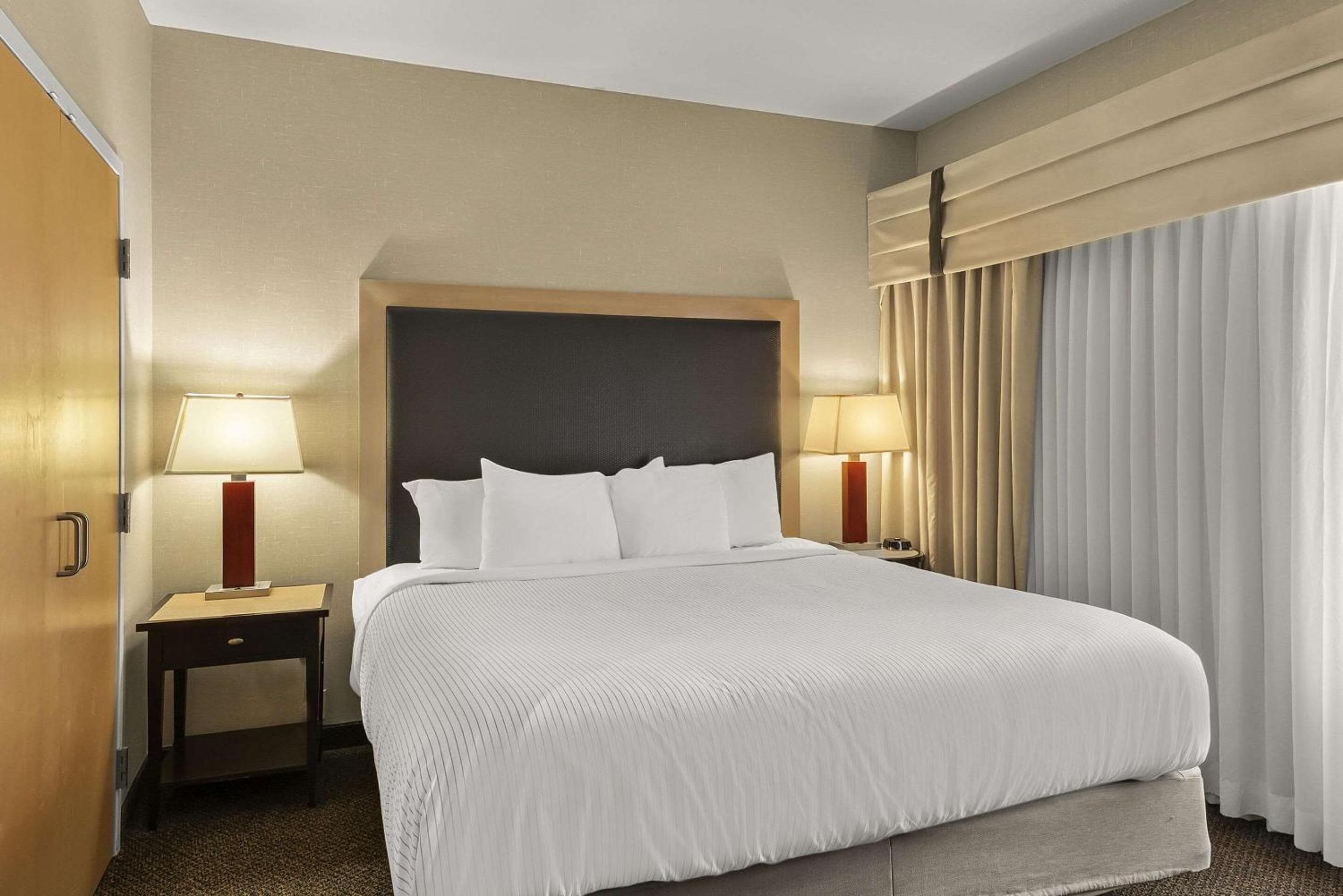 Cambria Hotel Columbus - Polaris