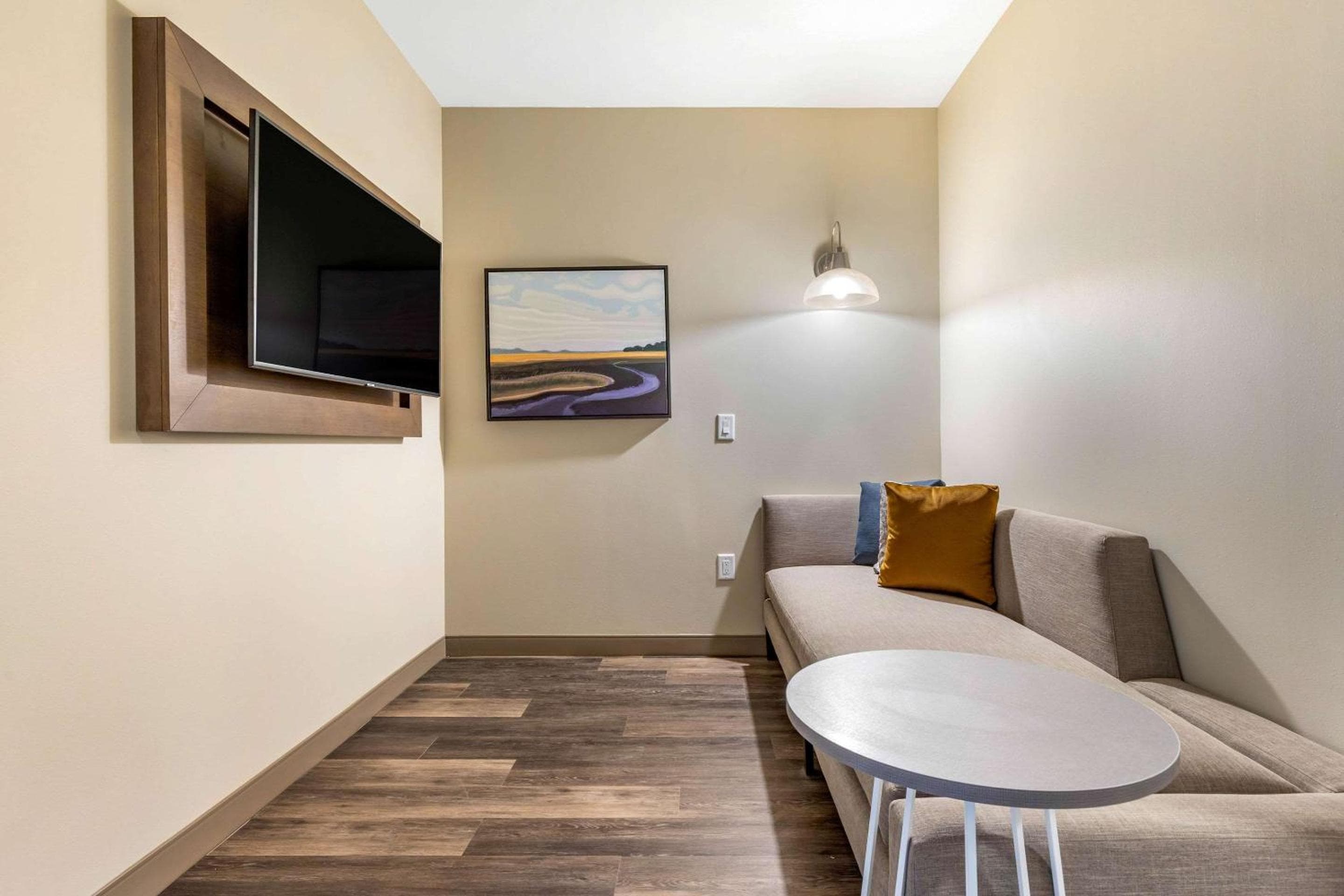 DoubleTree by Hilton Summerville Nexton